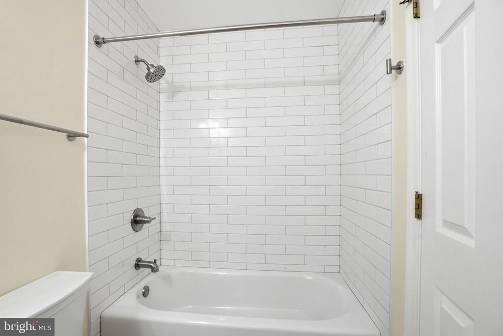 541 HIGHLAND TOWNE LN, WARRENTON, Virginia 20186, 2 Bedrooms Bedrooms, ,2 BathroomsBathrooms,Residential,541 HIGHLAND TOWNE LN,VAFQ2020292 MLS # VAFQ2020292