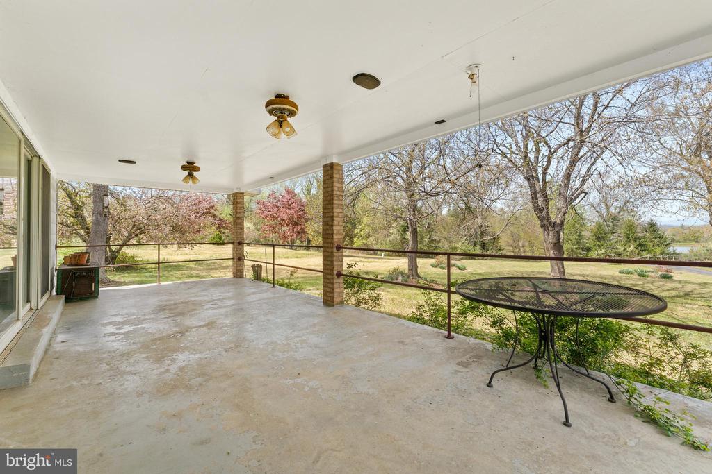 13349 BROCK LN, CULPEPER, Virginia 22701, 3 Bedrooms Bedrooms, ,2 BathroomsBathrooms,Residential,13349 BROCK LN,VACU2013256 MLS # VACU2013256