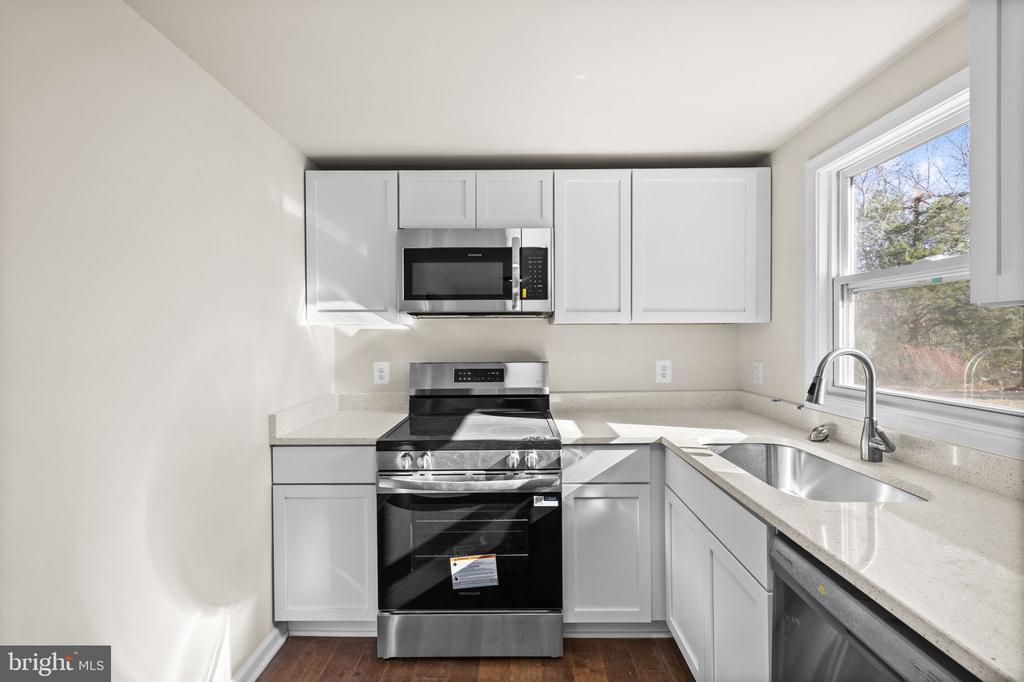 3366 LAVUE LN, FREDERICKSBURG, Virginia 22408, 3 Bedrooms Bedrooms, ,1 BathroomBathrooms,Residential,3366 LAVUE LN,VASP2040962 MLS # VASP2040962