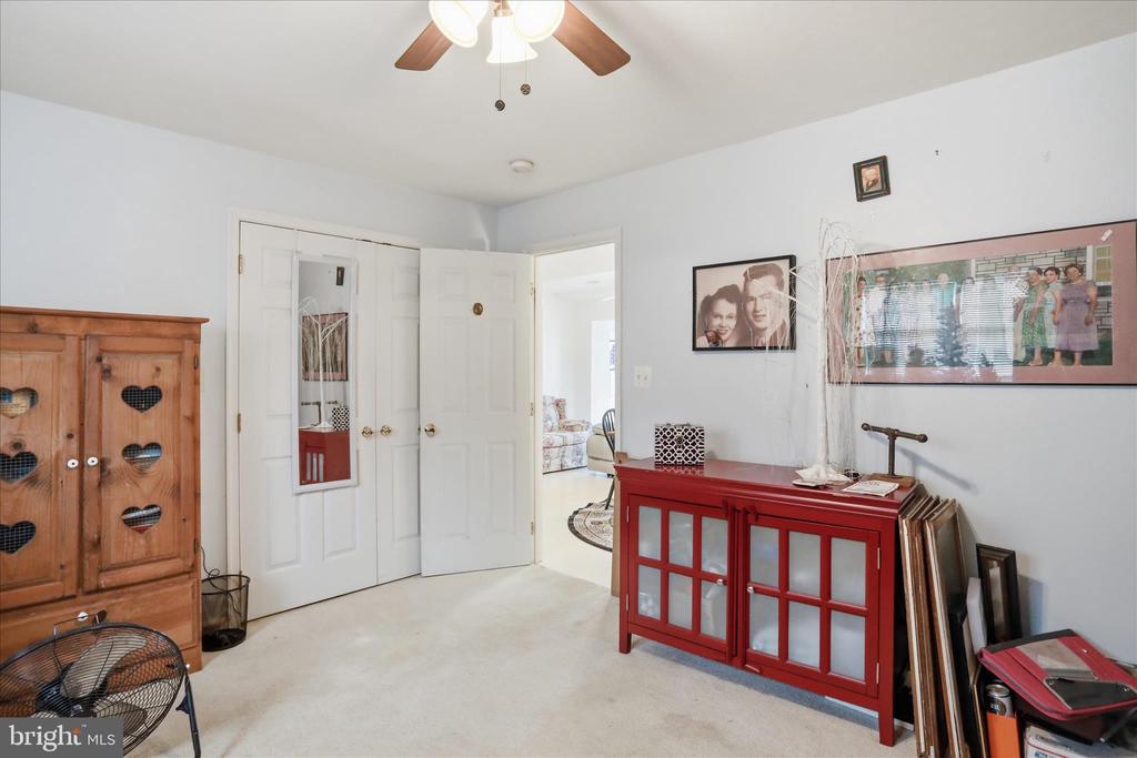 8117 BAILEY RD, WARRENTON, Virginia 20186, 4 Bedrooms Bedrooms, ,3 BathroomsBathrooms,Residential,8117 BAILEY RD,VAFQ2021550 MLS # VAFQ2021550