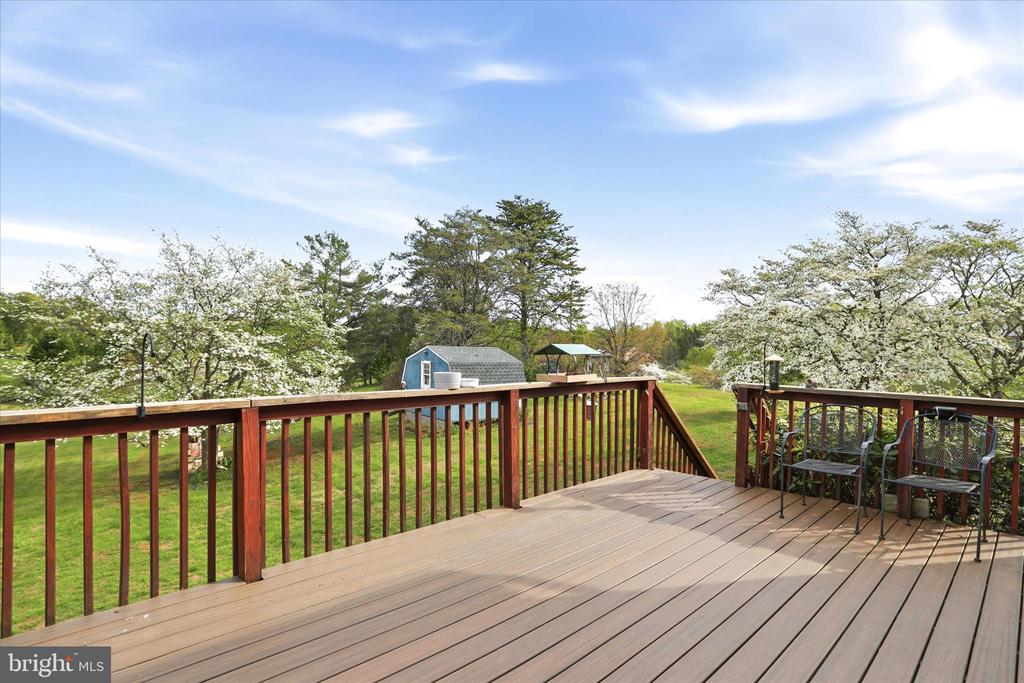 8117 BAILEY RD, WARRENTON, Virginia 20186, 4 Bedrooms Bedrooms, ,3 BathroomsBathrooms,Residential,8117 BAILEY RD,VAFQ2021550 MLS # VAFQ2021550