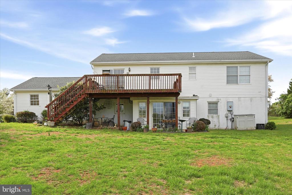 8117 BAILEY RD, WARRENTON, Virginia 20186, 4 Bedrooms Bedrooms, ,3 BathroomsBathrooms,Residential,8117 BAILEY RD,VAFQ2021550 MLS # VAFQ2021550