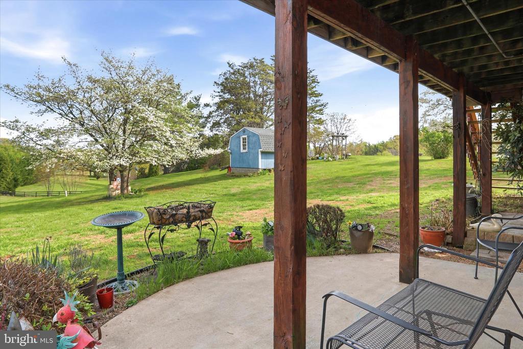 8117 BAILEY RD, WARRENTON, Virginia 20186, 4 Bedrooms Bedrooms, ,3 BathroomsBathrooms,Residential,8117 BAILEY RD,VAFQ2021550 MLS # VAFQ2021550