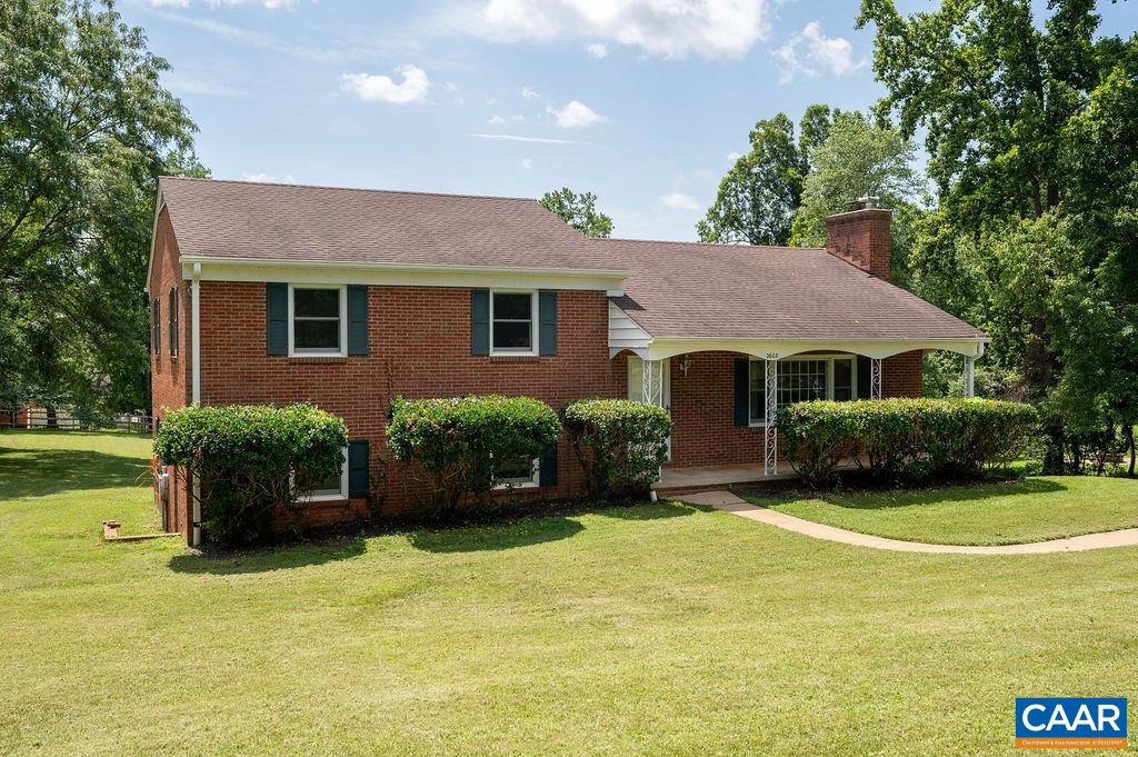 2608 NORTHFIELD RD, CHARLOTTESVILLE, Virginia 22901, 4 Bedrooms Bedrooms, ,3 BathroomsBathrooms,Residential,2608 NORTHFIELD RD,667433 MLS # 667433