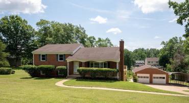 2608 NORTHFIELD RD, CHARLOTTESVILLE, Virginia 22901, 4 Bedrooms Bedrooms, ,3 BathroomsBathrooms,Residential,2608 NORTHFIELD RD,667433 MLS # 667433