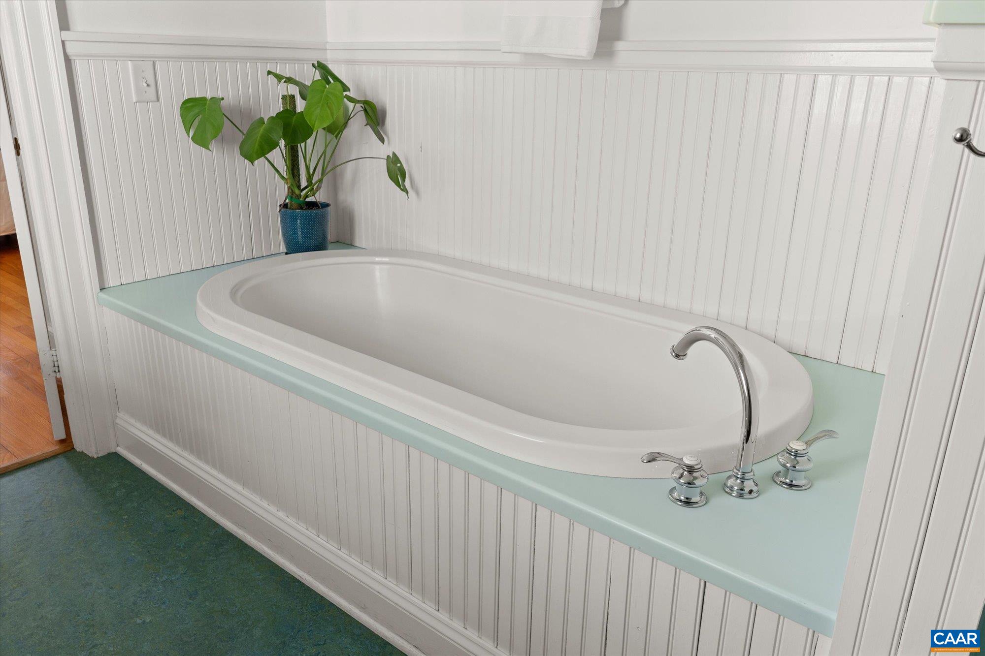 995 OLD GARTH RD, CHARLOTTESVILLE, Virginia 22901, 4 Bedrooms Bedrooms, ,3 BathroomsBathrooms,Residential,995 OLD GARTH RD,675706 MLS # 675706