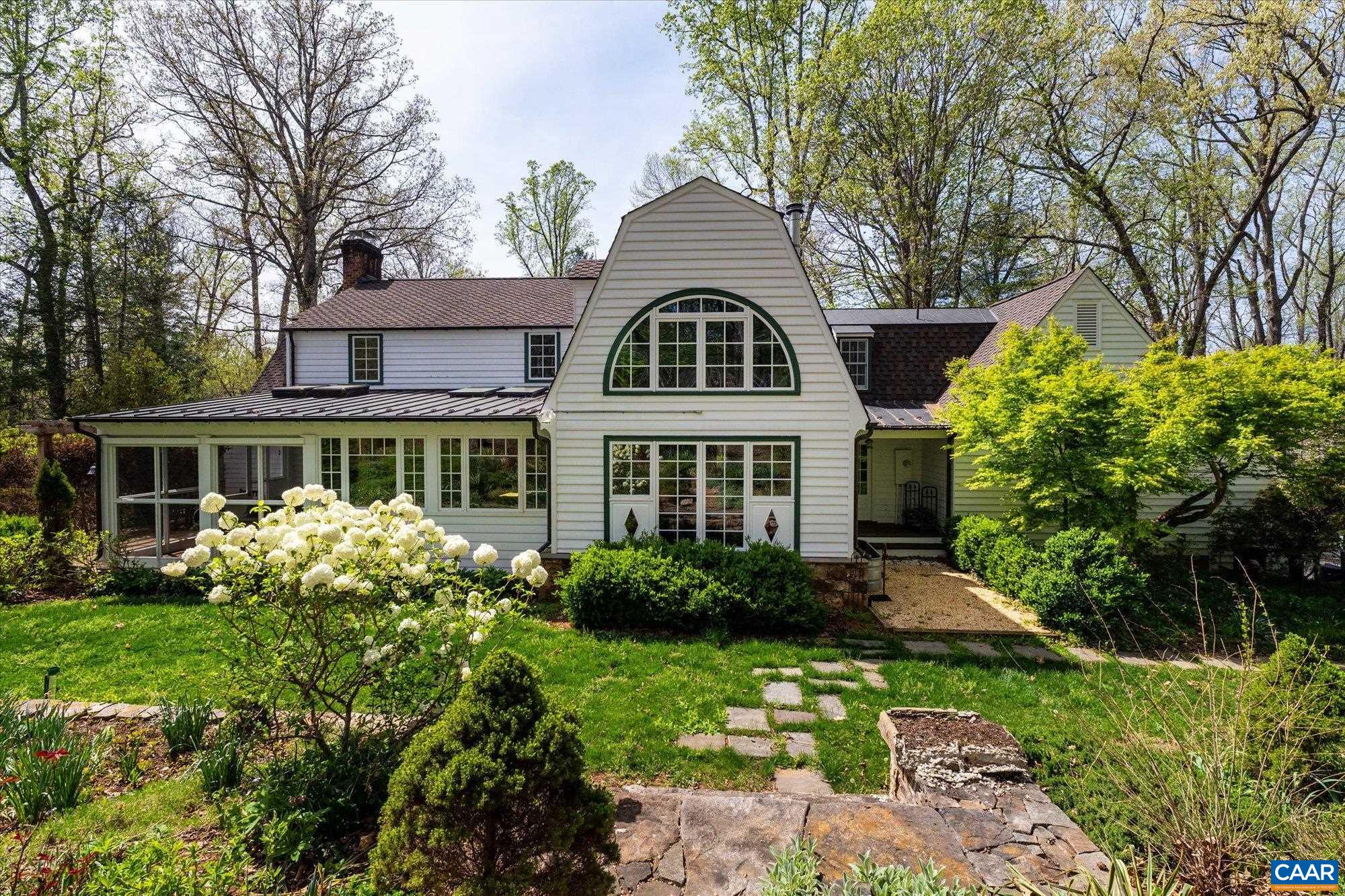 995 OLD GARTH RD, CHARLOTTESVILLE, Virginia 22901, 4 Bedrooms Bedrooms, ,3 BathroomsBathrooms,Residential,995 OLD GARTH RD,675706 MLS # 675706