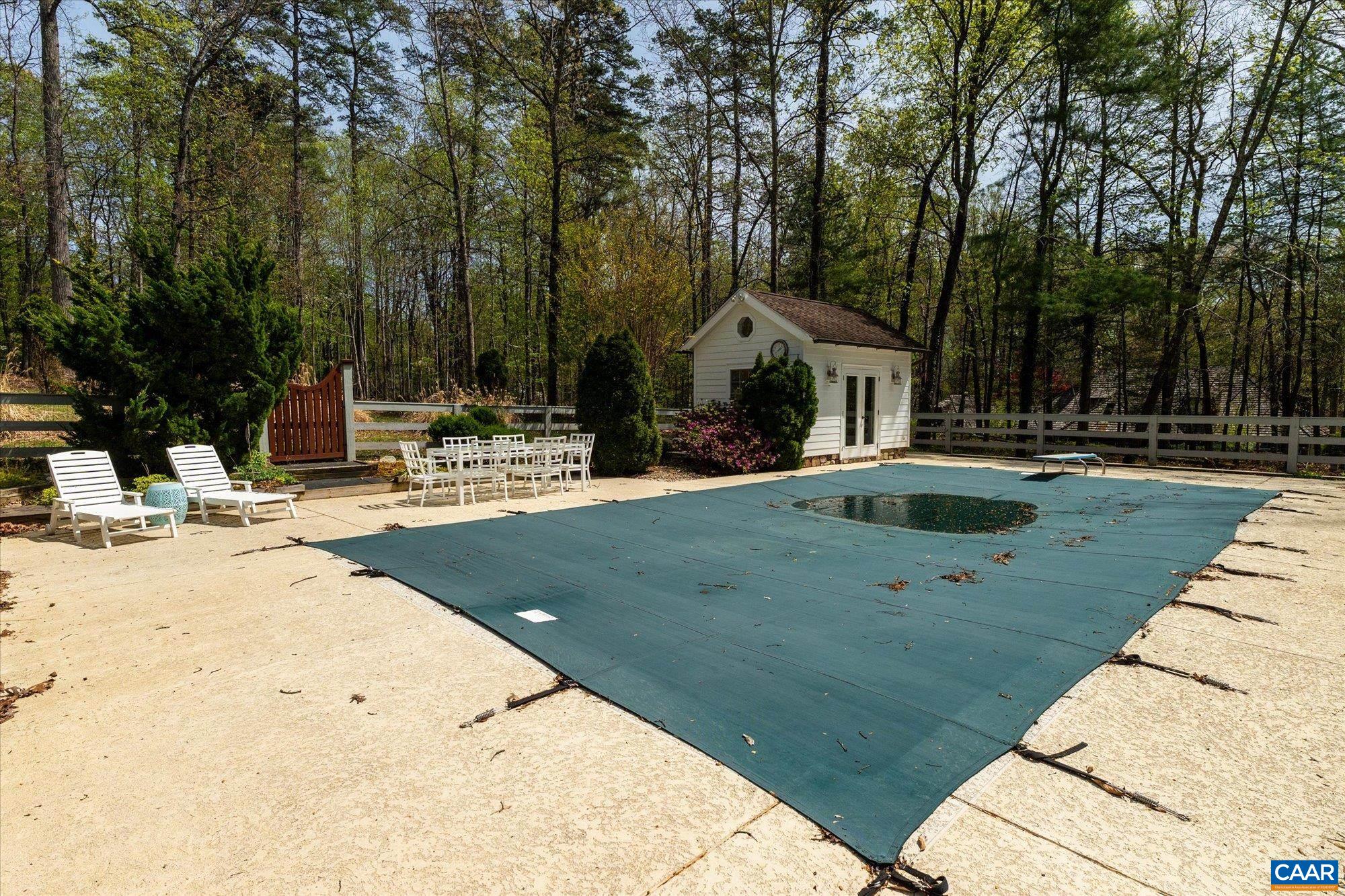 995 OLD GARTH RD, CHARLOTTESVILLE, Virginia 22901, 4 Bedrooms Bedrooms, ,3 BathroomsBathrooms,Residential,995 OLD GARTH RD,675706 MLS # 675706