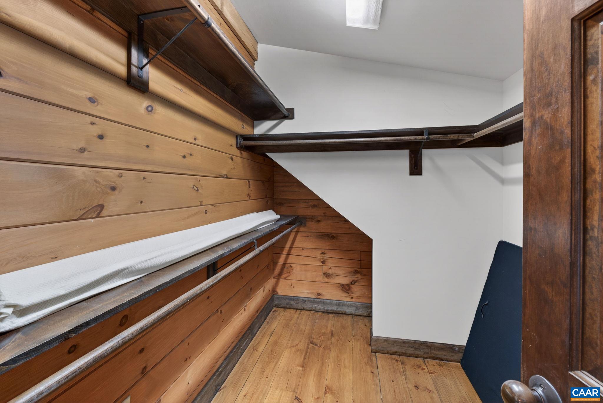 101 N GREENE ACRES RD, STANARDSVILLE, Virginia 22973, 2 Bedrooms Bedrooms, ,2 BathroomsBathrooms,Residential,101 N GREENE ACRES RD,675751 MLS # 675751