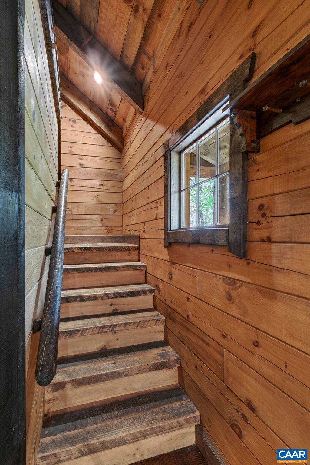 101 N GREENE ACRES RD, STANARDSVILLE, Virginia 22973, 2 Bedrooms Bedrooms, ,2 BathroomsBathrooms,Residential,101 N GREENE ACRES RD,675751 MLS # 675751