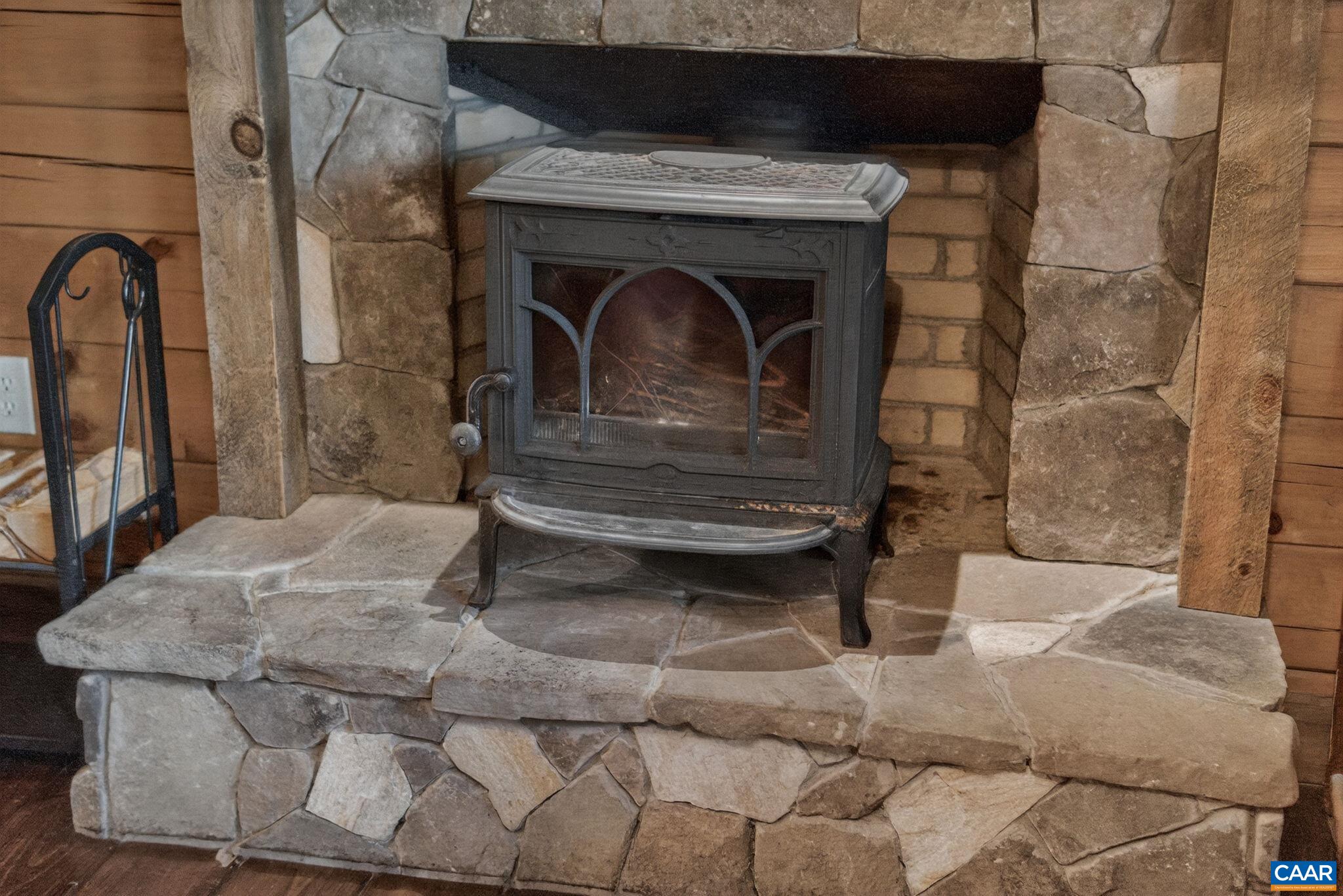 101 N GREENE ACRES RD, STANARDSVILLE, Virginia 22973, 2 Bedrooms Bedrooms, ,2 BathroomsBathrooms,Residential,101 N GREENE ACRES RD,675751 MLS # 675751