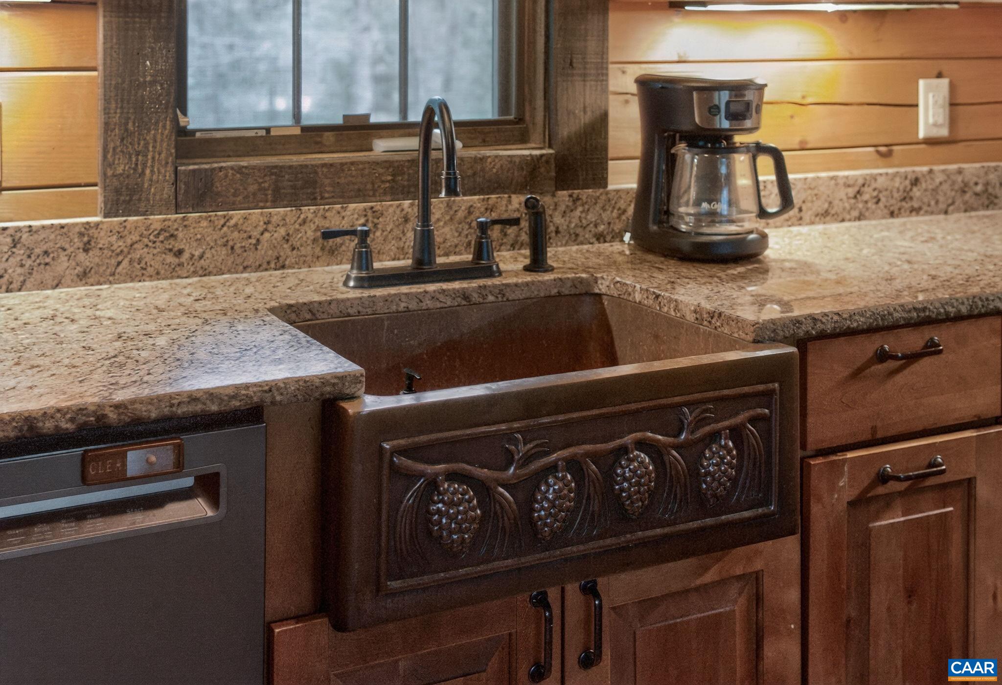 101 N GREENE ACRES RD, STANARDSVILLE, Virginia 22973, 2 Bedrooms Bedrooms, ,2 BathroomsBathrooms,Residential,101 N GREENE ACRES RD,675751 MLS # 675751