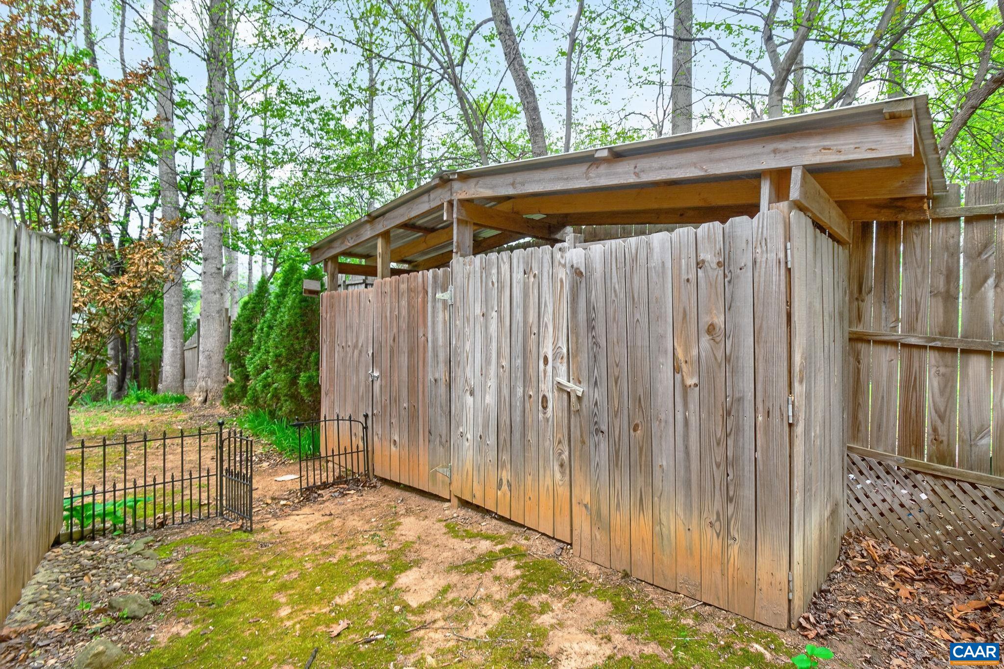 101 N GREENE ACRES RD, STANARDSVILLE, Virginia 22973, 2 Bedrooms Bedrooms, ,2 BathroomsBathrooms,Residential,101 N GREENE ACRES RD,675751 MLS # 675751