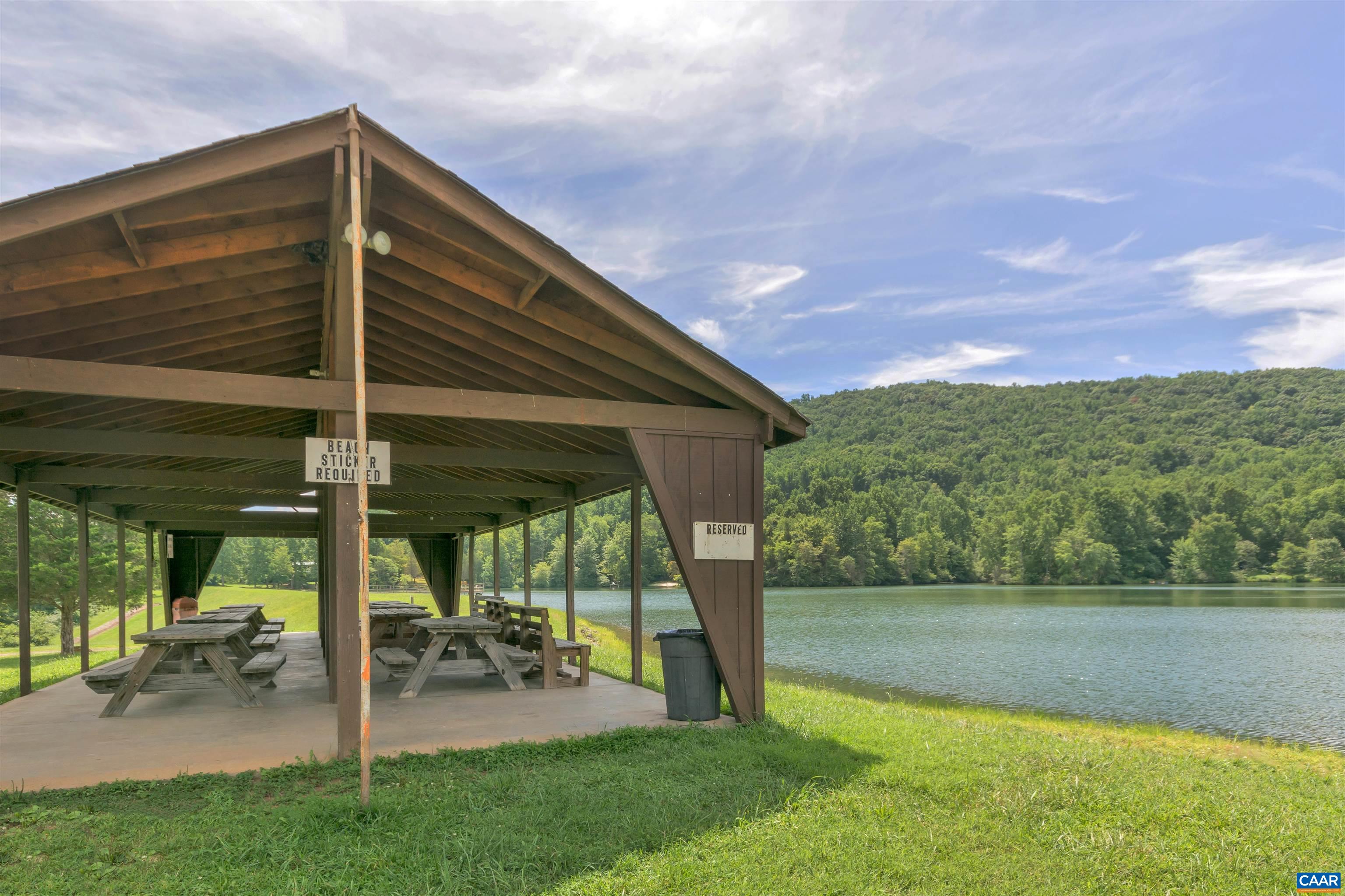 101 N GREENE ACRES RD, STANARDSVILLE, Virginia 22973, 2 Bedrooms Bedrooms, ,2 BathroomsBathrooms,Residential,101 N GREENE ACRES RD,675751 MLS # 675751