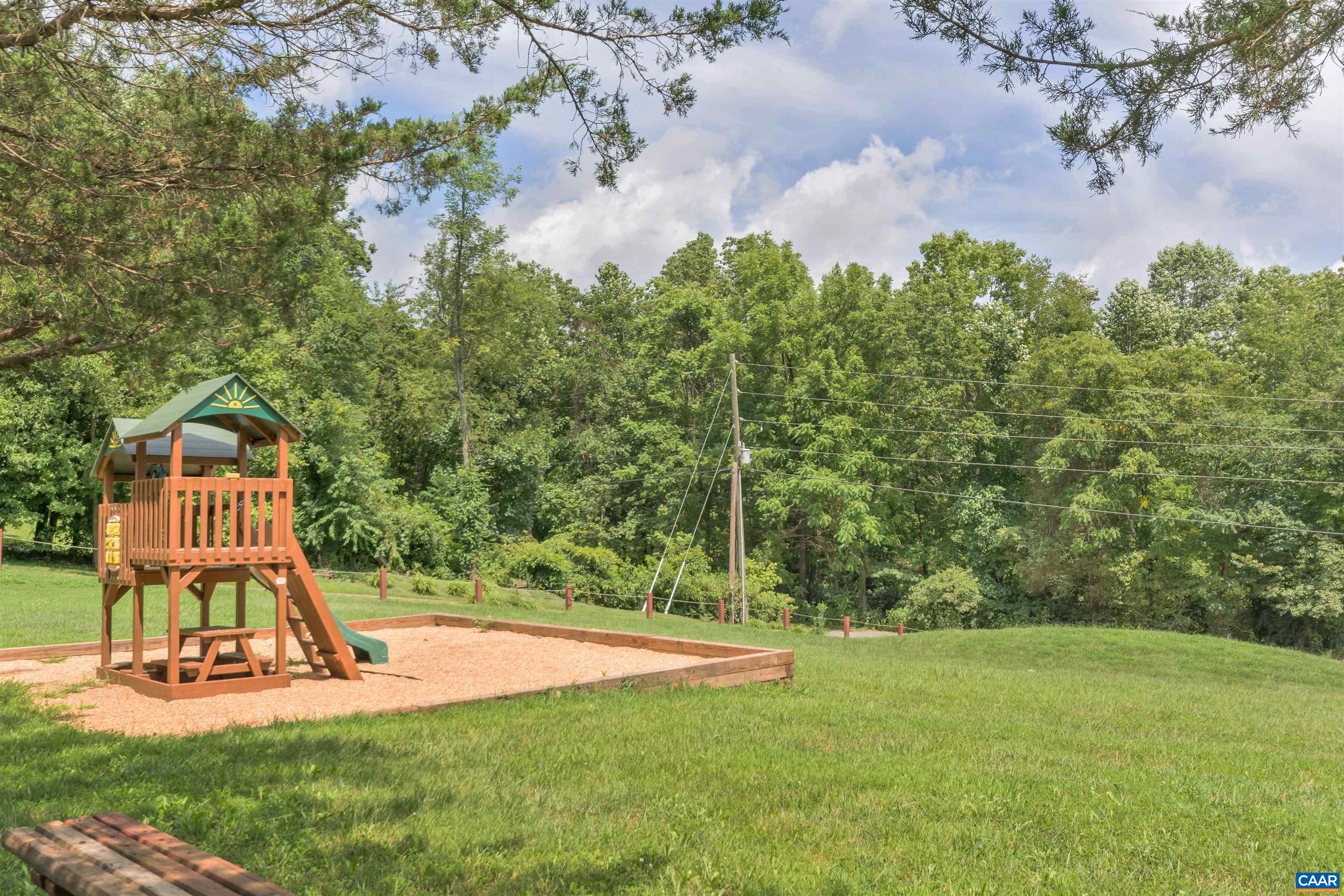 101 N GREENE ACRES RD, STANARDSVILLE, Virginia 22973, 2 Bedrooms Bedrooms, ,2 BathroomsBathrooms,Residential,101 N GREENE ACRES RD,675751 MLS # 675751