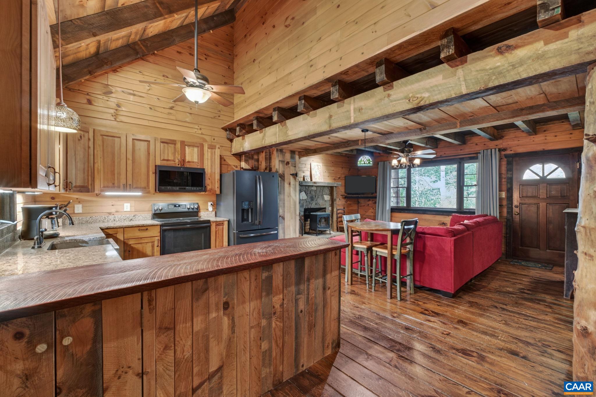 101 N GREENE ACRES RD, STANARDSVILLE, Virginia 22973, 2 Bedrooms Bedrooms, ,2 BathroomsBathrooms,Residential,101 N GREENE ACRES RD,675751 MLS # 675751