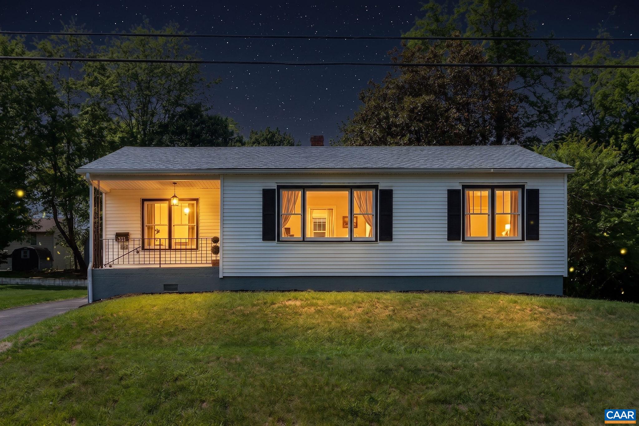 720 CHERRY HILL DR, STAUNTON, Virginia 24401, 3 Bedrooms Bedrooms, ,1 BathroomBathrooms,Residential,720 CHERRY HILL DR,675795 MLS # 675795