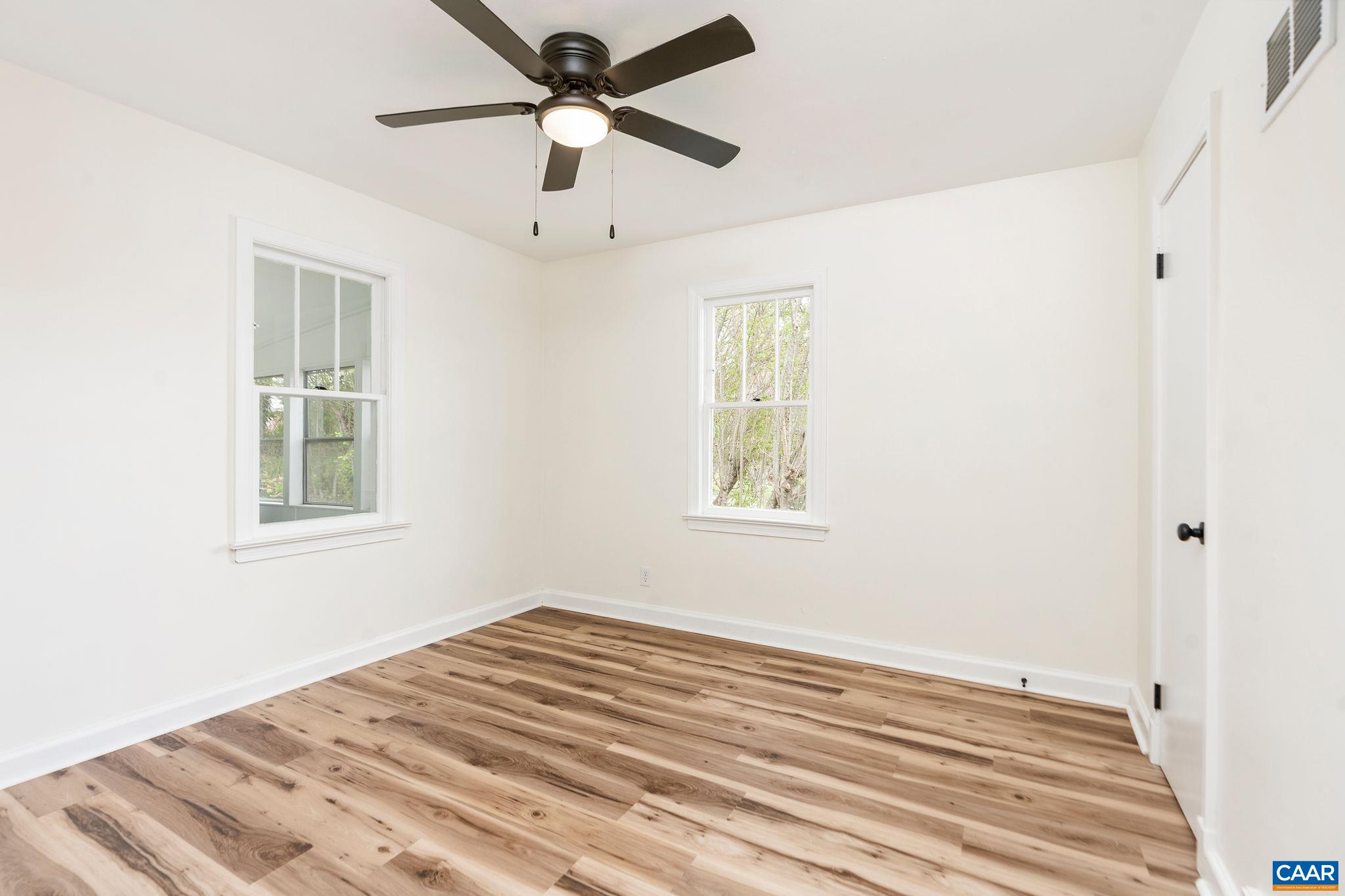 720 CHERRY HILL DR, STAUNTON, Virginia 24401, 3 Bedrooms Bedrooms, ,1 BathroomBathrooms,Residential,720 CHERRY HILL DR,675795 MLS # 675795