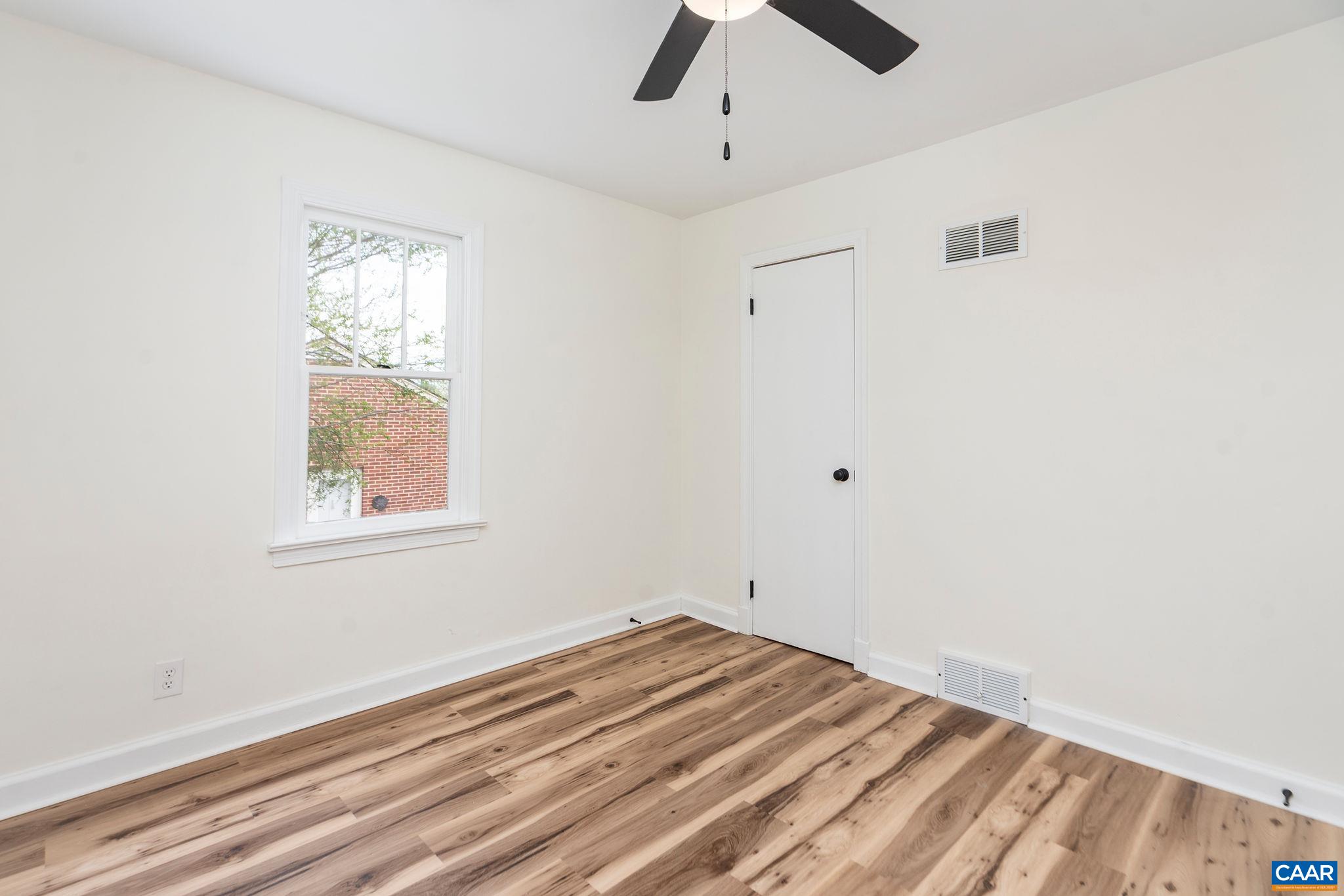 720 CHERRY HILL DR, STAUNTON, Virginia 24401, 3 Bedrooms Bedrooms, ,1 BathroomBathrooms,Residential,720 CHERRY HILL DR,675795 MLS # 675795