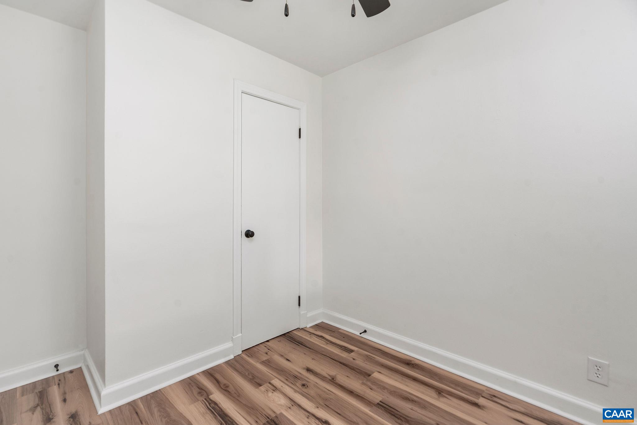 720 CHERRY HILL DR, STAUNTON, Virginia 24401, 3 Bedrooms Bedrooms, ,1 BathroomBathrooms,Residential,720 CHERRY HILL DR,675795 MLS # 675795