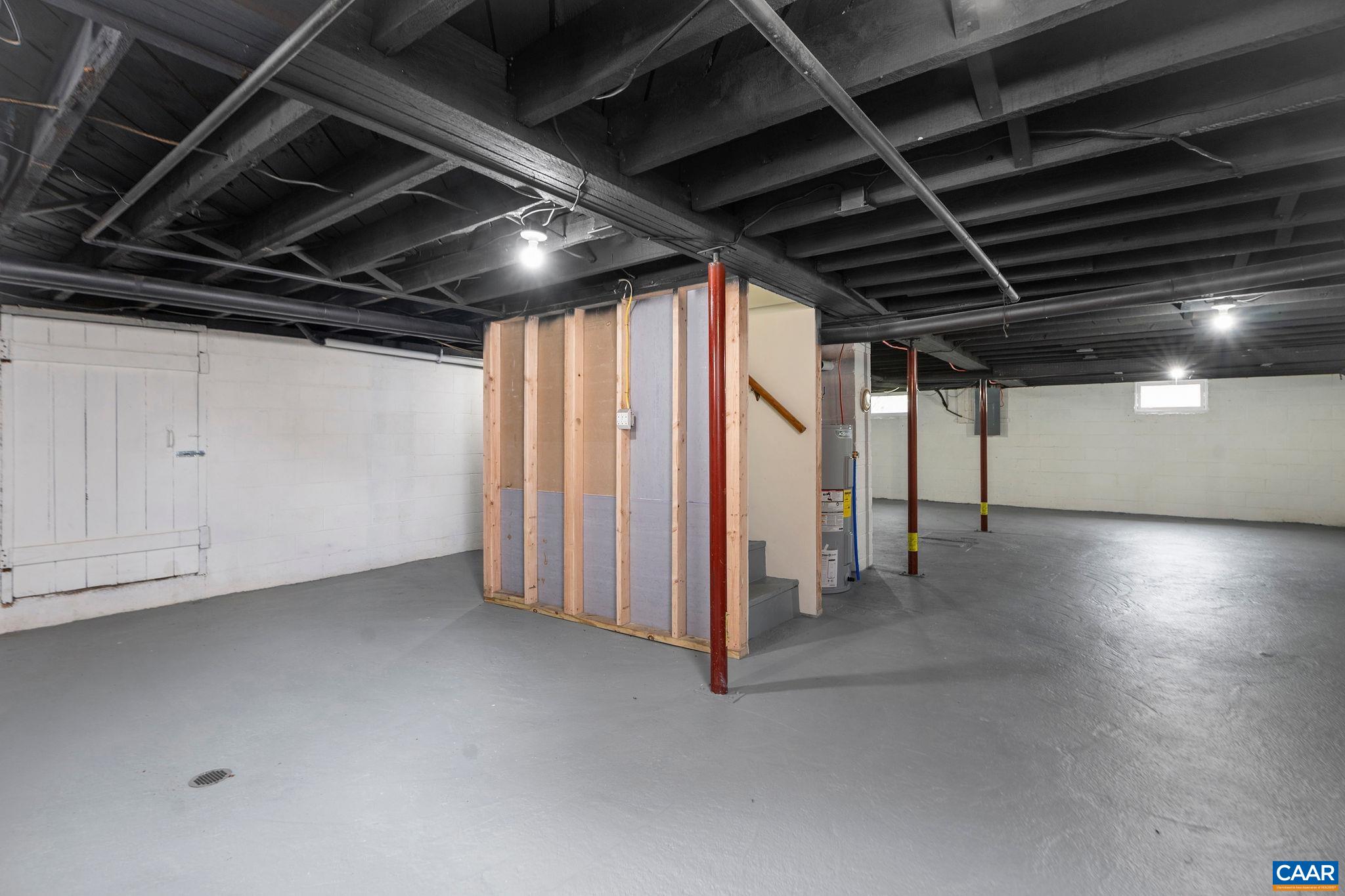 720 CHERRY HILL DR, STAUNTON, Virginia 24401, 3 Bedrooms Bedrooms, ,1 BathroomBathrooms,Residential,720 CHERRY HILL DR,675795 MLS # 675795