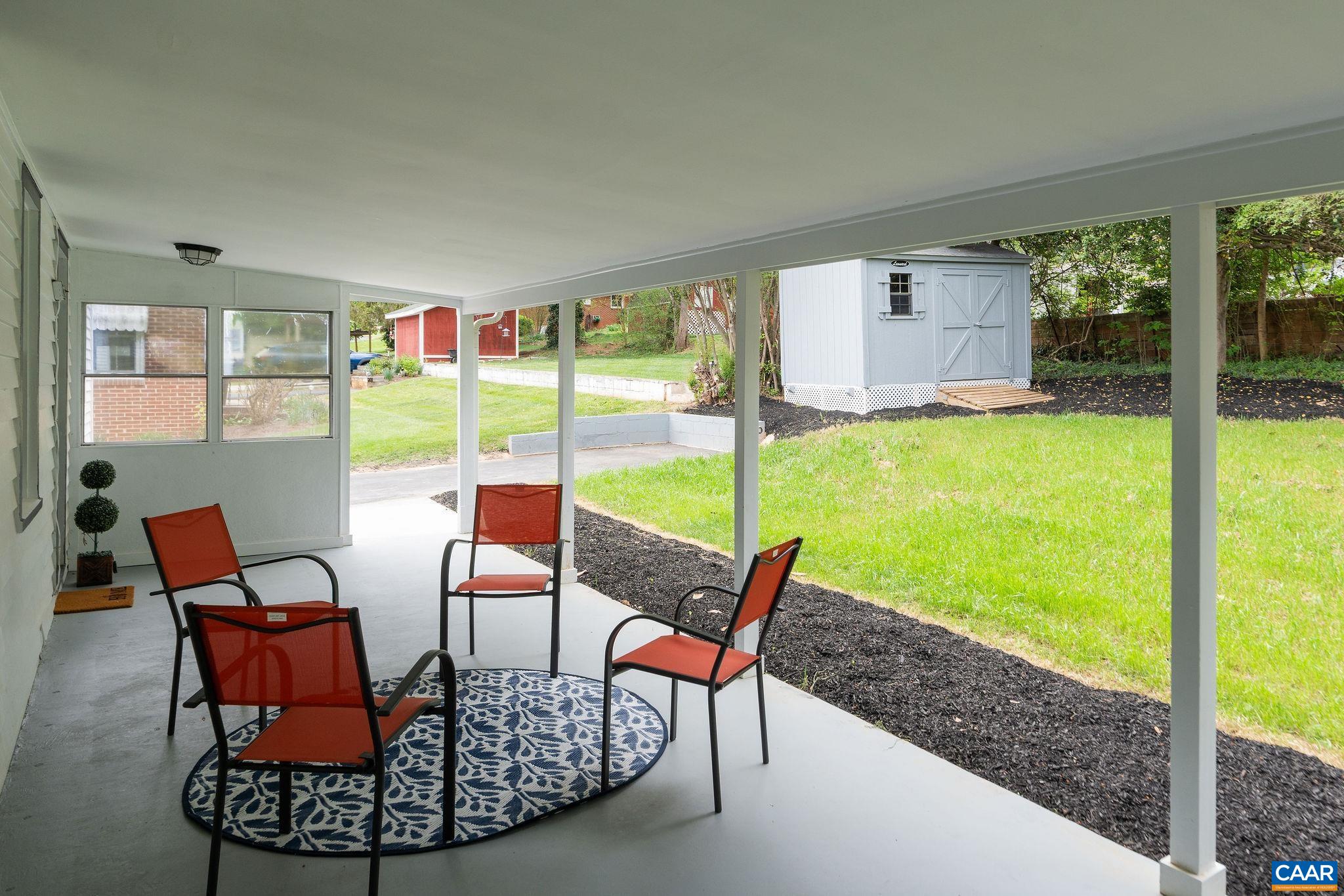 720 CHERRY HILL DR, STAUNTON, Virginia 24401, 3 Bedrooms Bedrooms, ,1 BathroomBathrooms,Residential,720 CHERRY HILL DR,675795 MLS # 675795