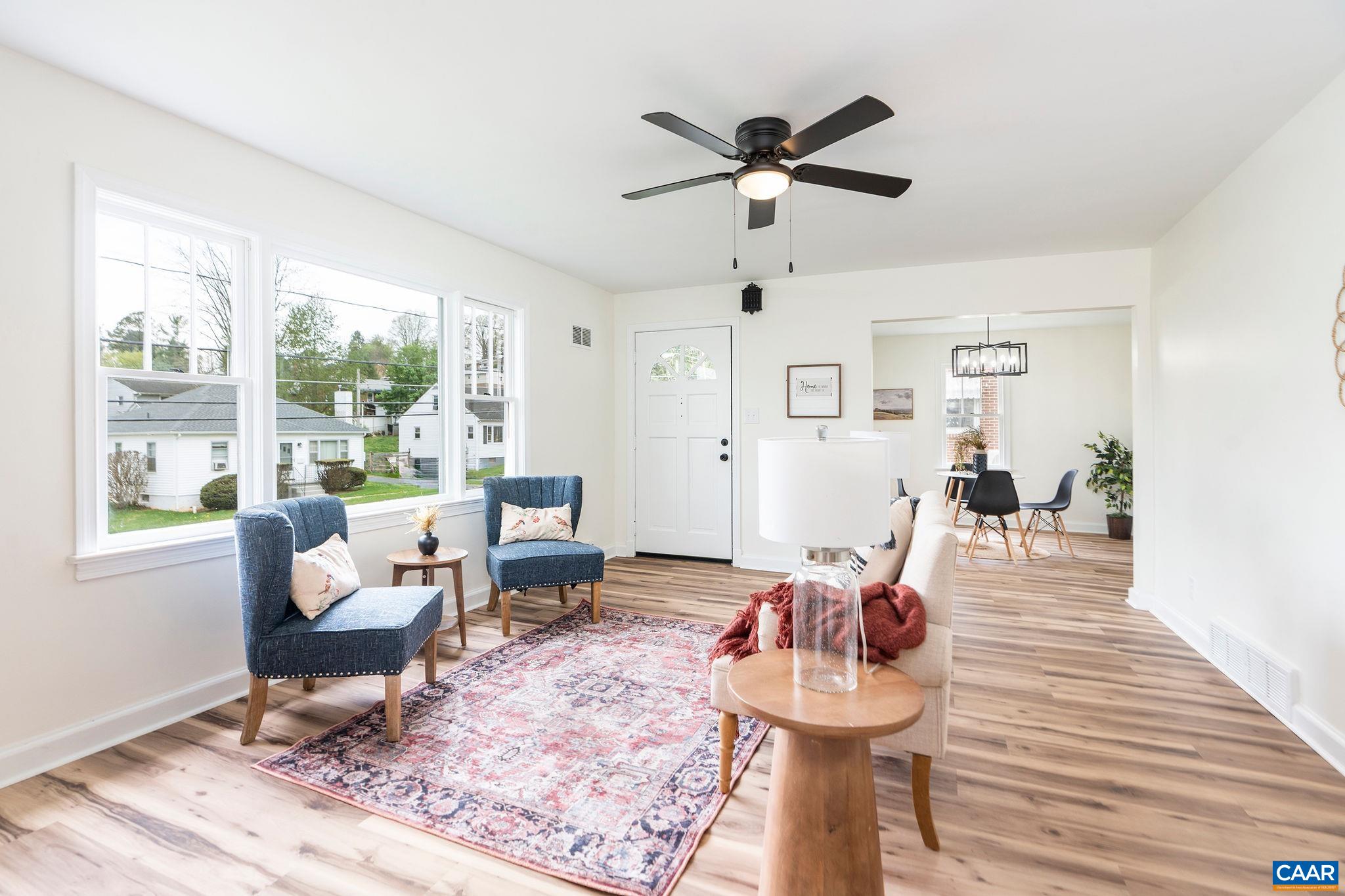 720 CHERRY HILL DR, STAUNTON, Virginia 24401, 3 Bedrooms Bedrooms, ,1 BathroomBathrooms,Residential,720 CHERRY HILL DR,675795 MLS # 675795