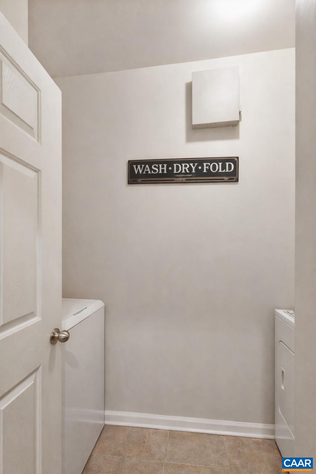 280 RIVERBEND DR, CHARLOTTESVILLE, Virginia 22911, 2 Bedrooms Bedrooms, ,2 BathroomsBathrooms,Residential,280 RIVERBEND DR,675801 MLS # 675801