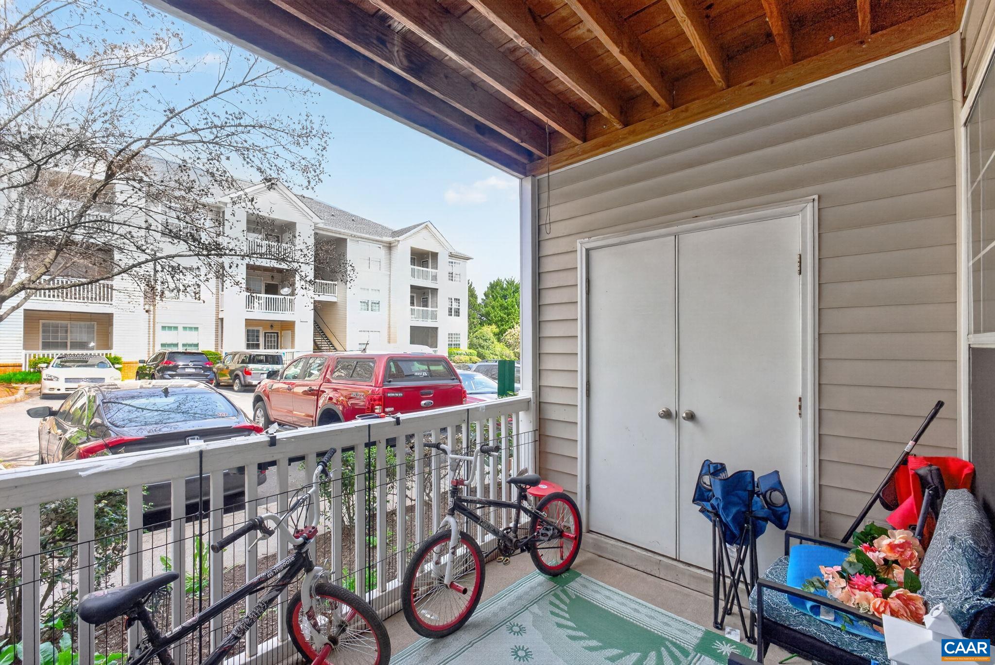 280 RIVERBEND DR, CHARLOTTESVILLE, Virginia 22911, 2 Bedrooms Bedrooms, ,2 BathroomsBathrooms,Residential,280 RIVERBEND DR,675801 MLS # 675801