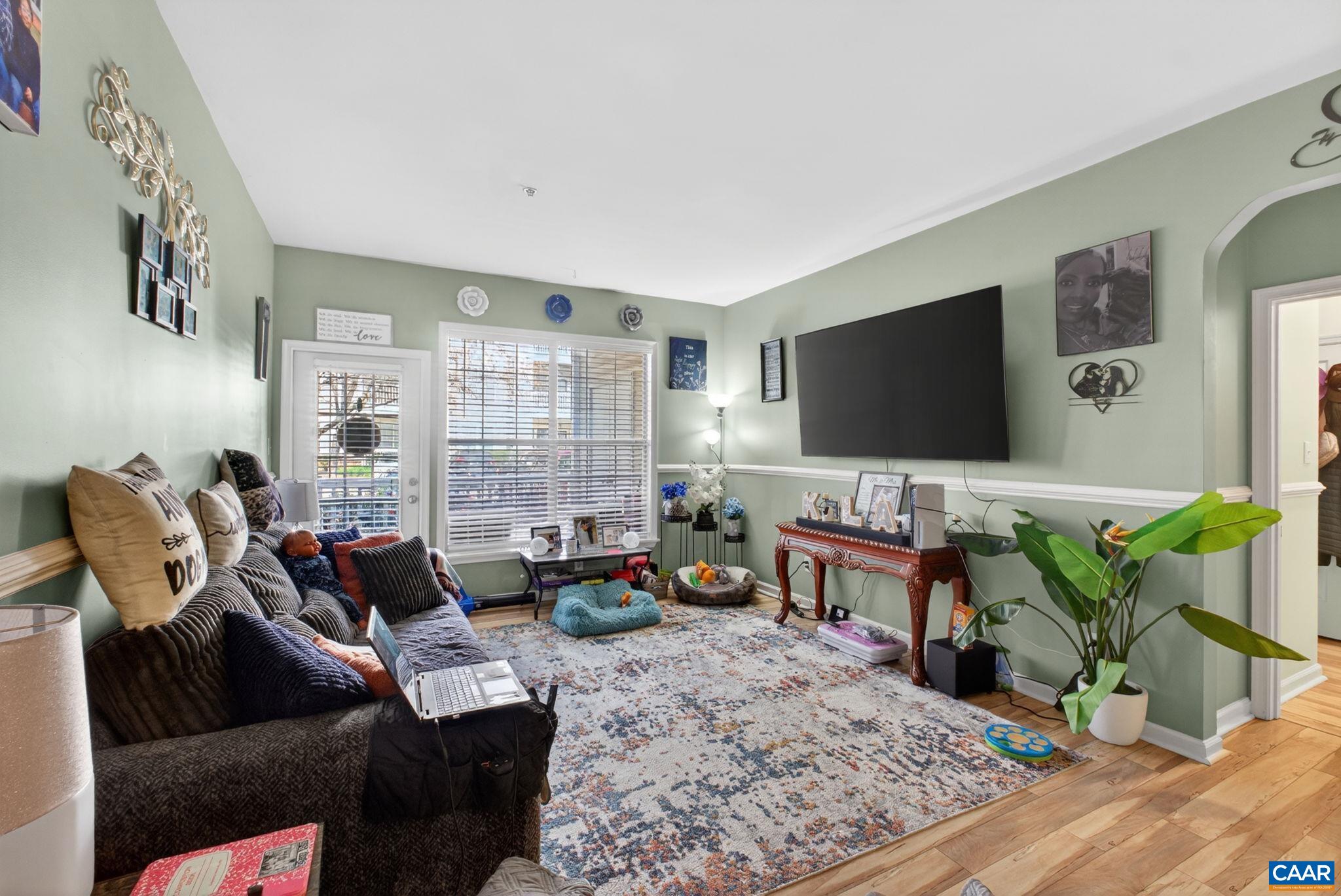 280 RIVERBEND DR, CHARLOTTESVILLE, Virginia 22911, 2 Bedrooms Bedrooms, ,2 BathroomsBathrooms,Residential,280 RIVERBEND DR,675801 MLS # 675801