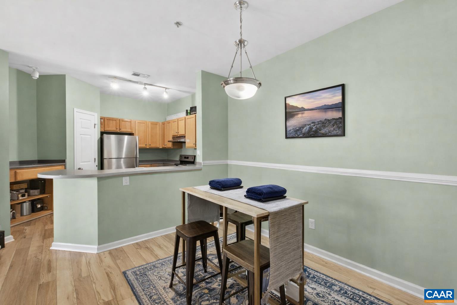 280 RIVERBEND DR, CHARLOTTESVILLE, Virginia 22911, 2 Bedrooms Bedrooms, ,2 BathroomsBathrooms,Residential,280 RIVERBEND DR,675801 MLS # 675801