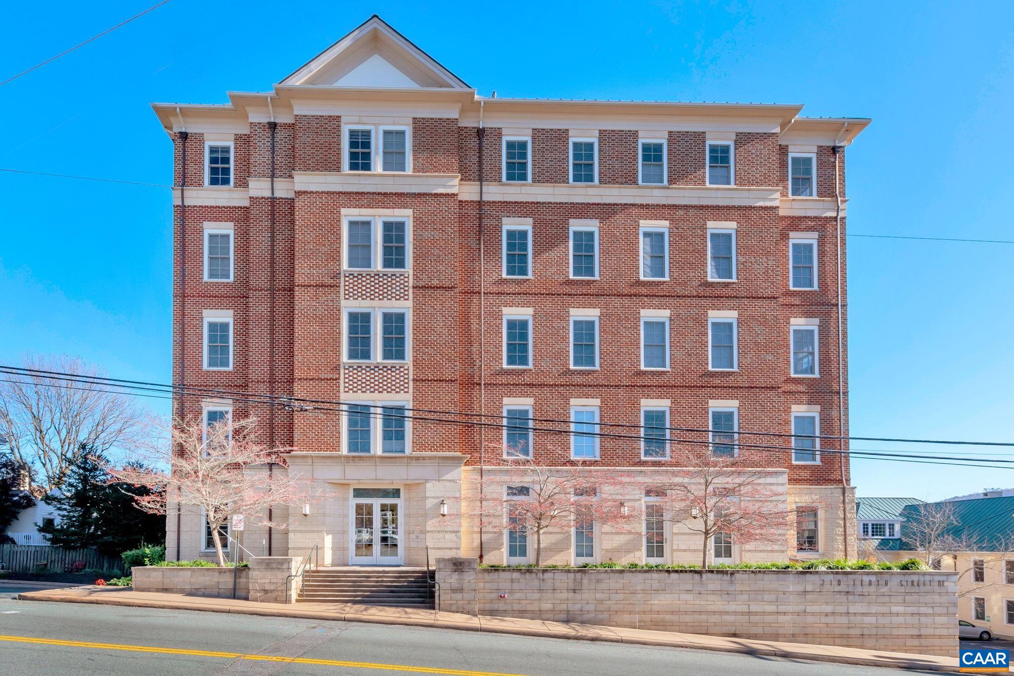 210 NE 10TH ST, CHARLOTTESVILLE, Virginia 22902, 2 Bedrooms Bedrooms, ,2 BathroomsBathrooms,Residential,The Randolph,210 NE 10TH ST,675803 MLS # 675803