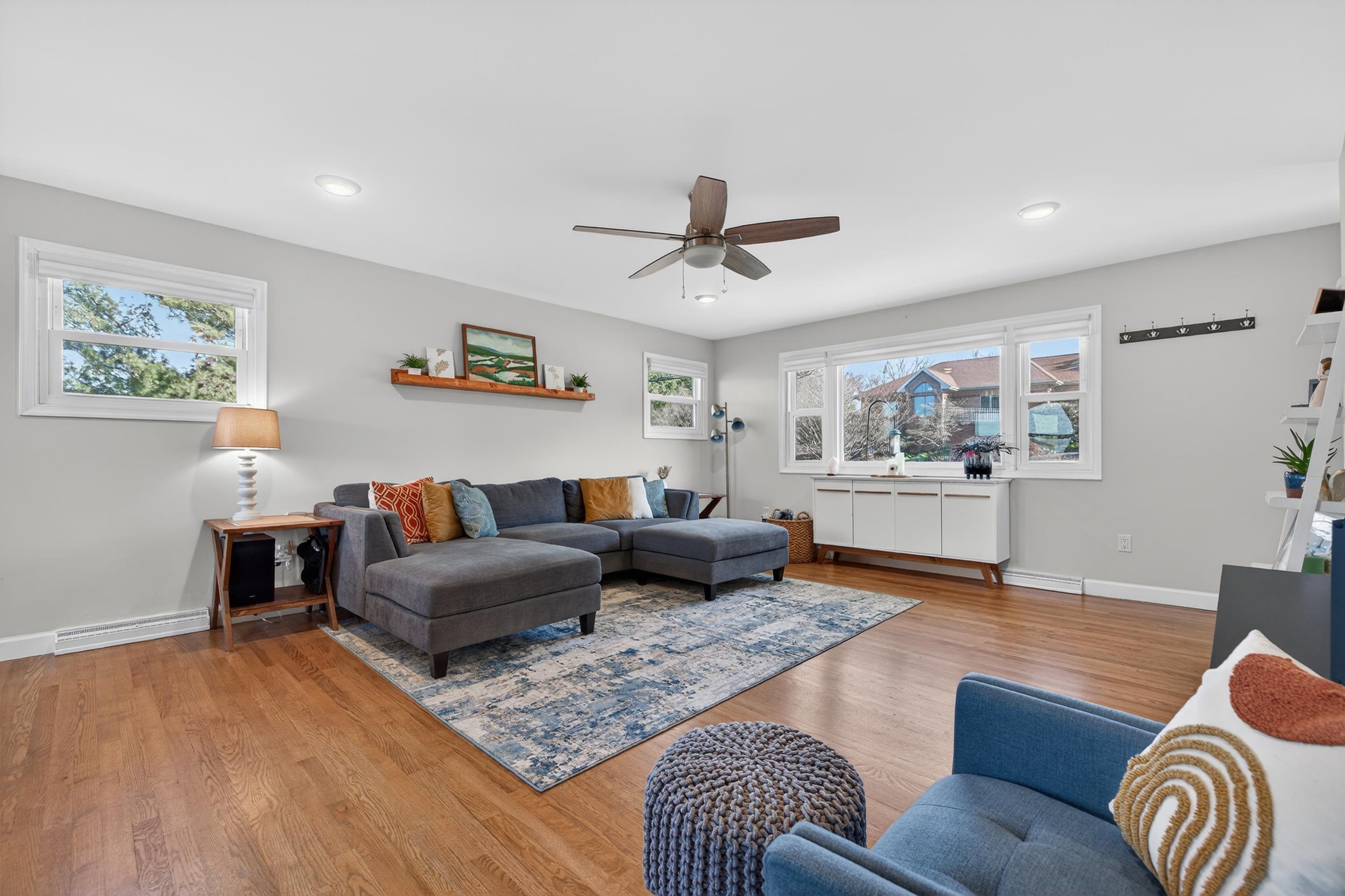 110 OAKWOOD DR, BRIDGEWATER, Virginia 22812, 3 Bedrooms Bedrooms, ,2 BathroomsBathrooms,Residential,110 OAKWOOD DR,675806 MLS # 675806