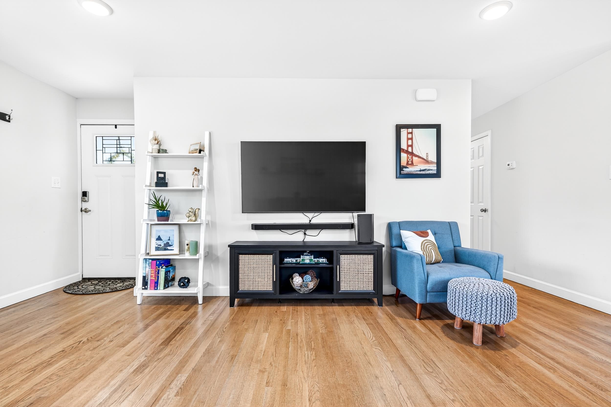 110 OAKWOOD DR, BRIDGEWATER, Virginia 22812, 3 Bedrooms Bedrooms, ,2 BathroomsBathrooms,Residential,110 OAKWOOD DR,675806 MLS # 675806