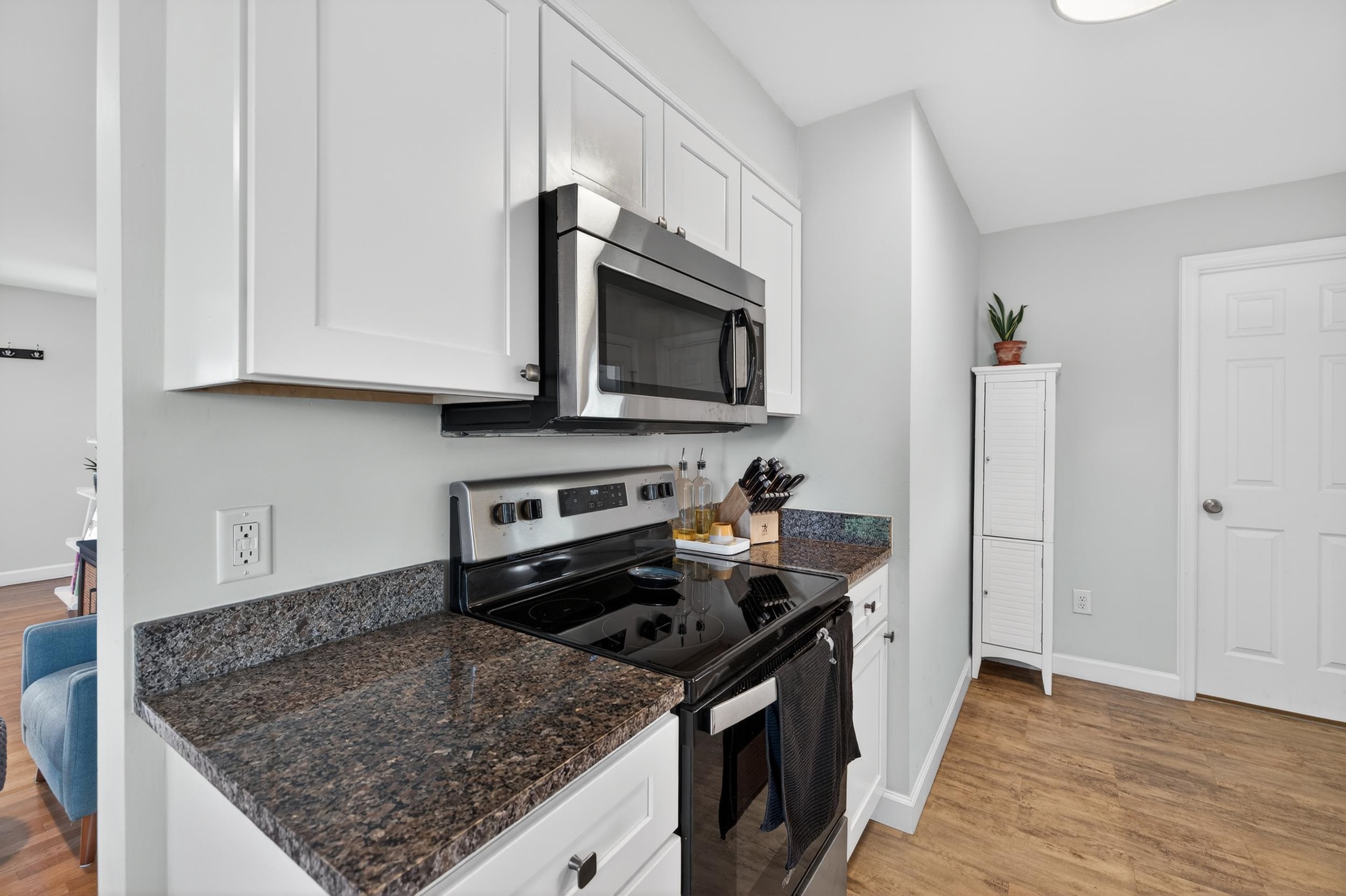 110 OAKWOOD DR, BRIDGEWATER, Virginia 22812, 3 Bedrooms Bedrooms, ,2 BathroomsBathrooms,Residential,110 OAKWOOD DR,675806 MLS # 675806