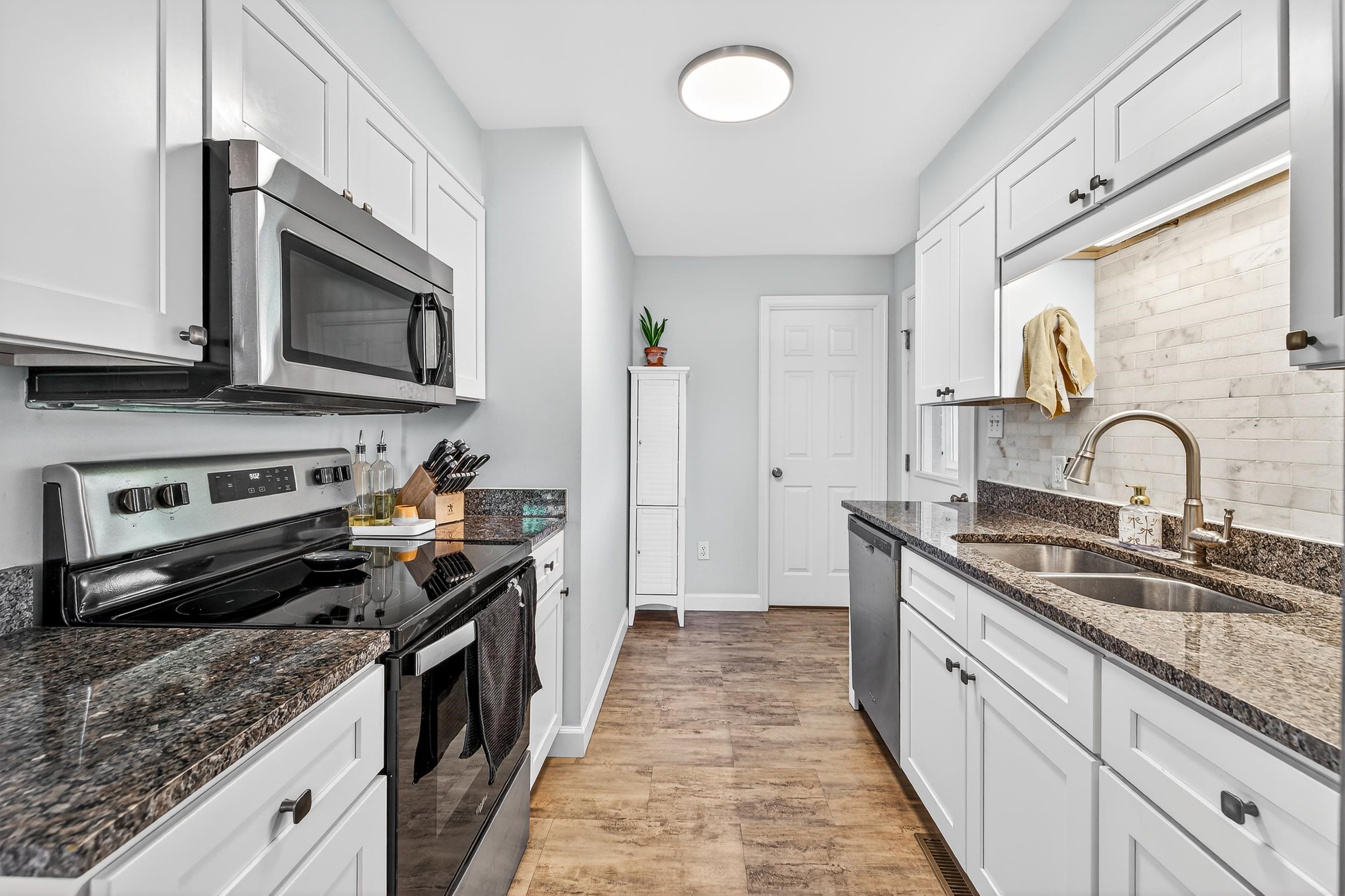 110 OAKWOOD DR, BRIDGEWATER, Virginia 22812, 3 Bedrooms Bedrooms, ,2 BathroomsBathrooms,Residential,110 OAKWOOD DR,675806 MLS # 675806