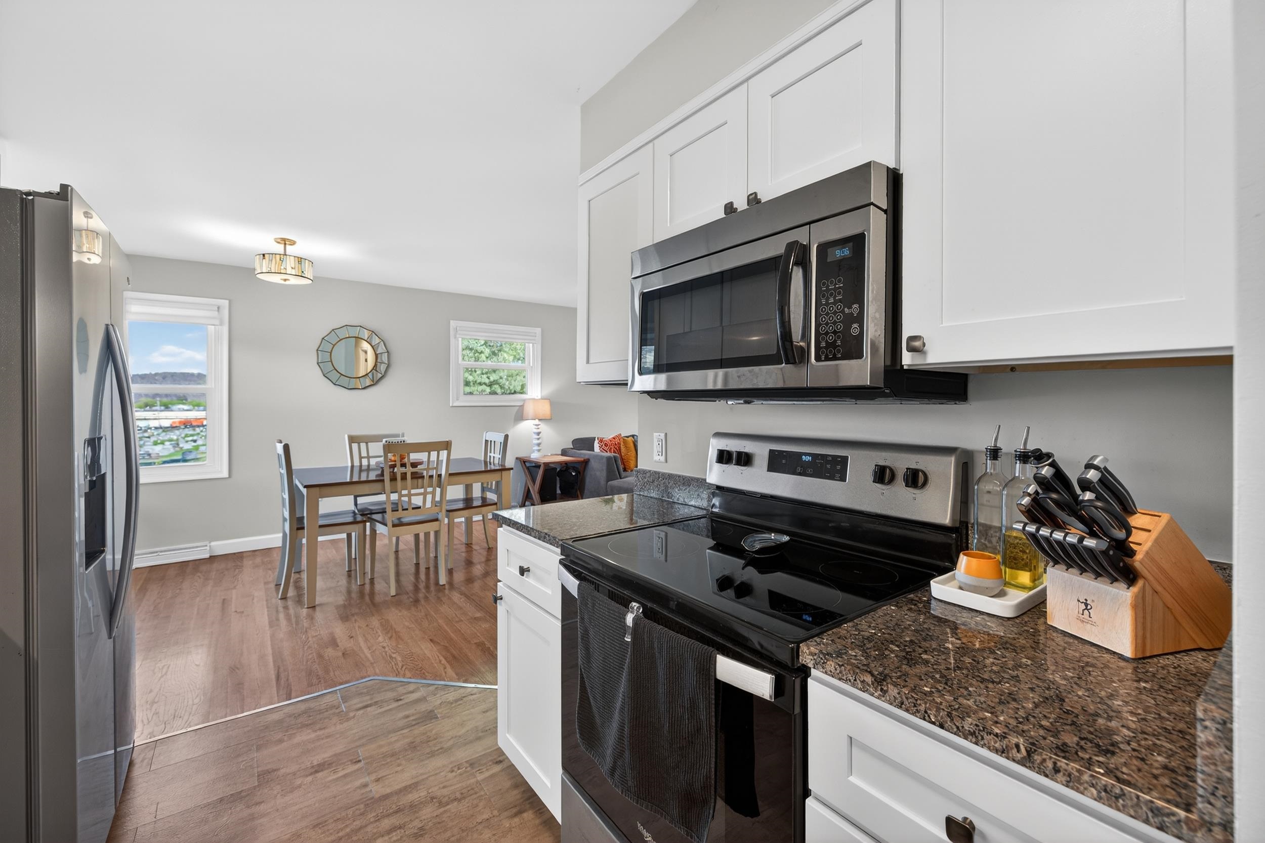 110 OAKWOOD DR, BRIDGEWATER, Virginia 22812, 3 Bedrooms Bedrooms, ,2 BathroomsBathrooms,Residential,110 OAKWOOD DR,675806 MLS # 675806