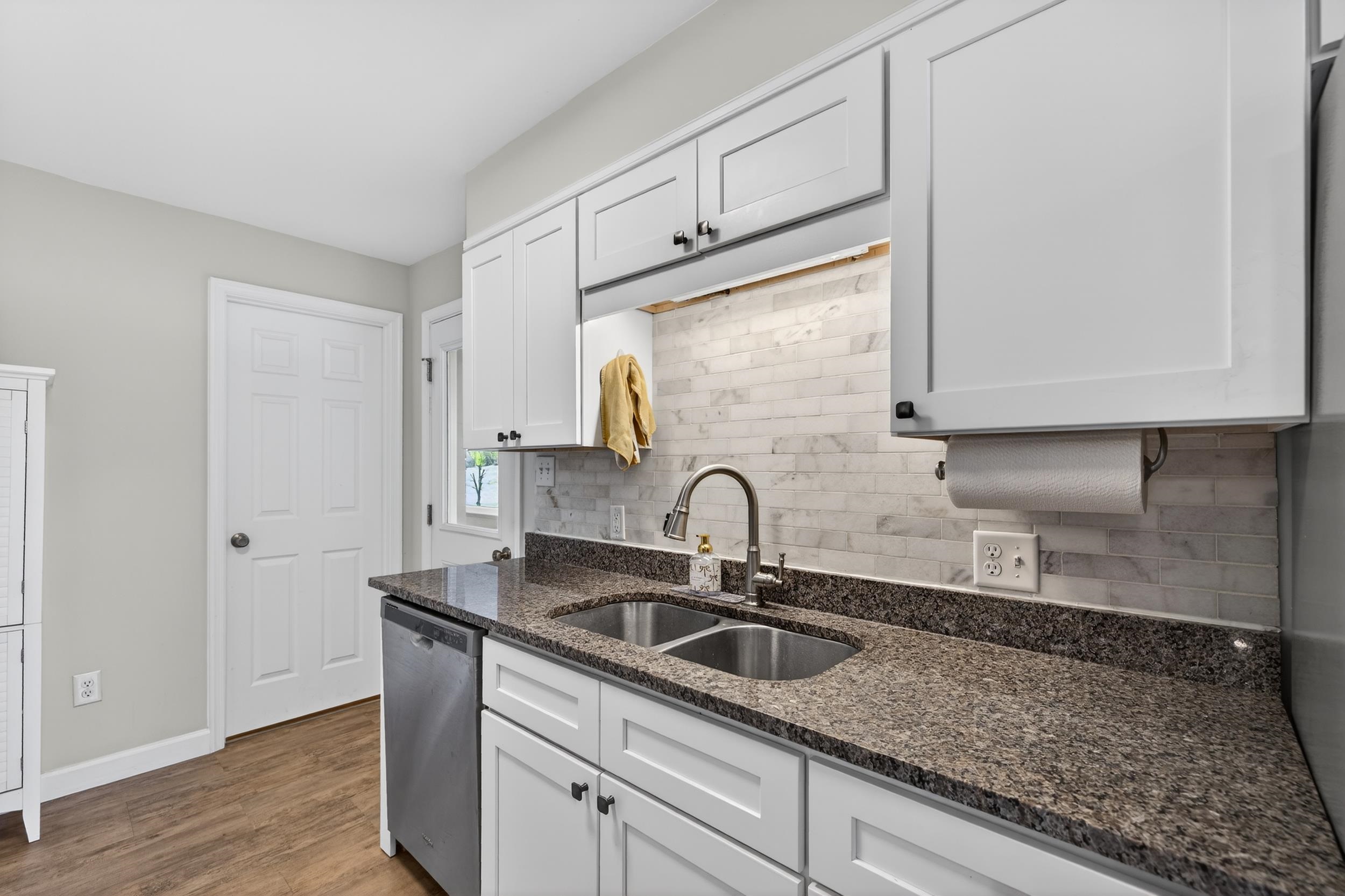 110 OAKWOOD DR, BRIDGEWATER, Virginia 22812, 3 Bedrooms Bedrooms, ,2 BathroomsBathrooms,Residential,110 OAKWOOD DR,675806 MLS # 675806