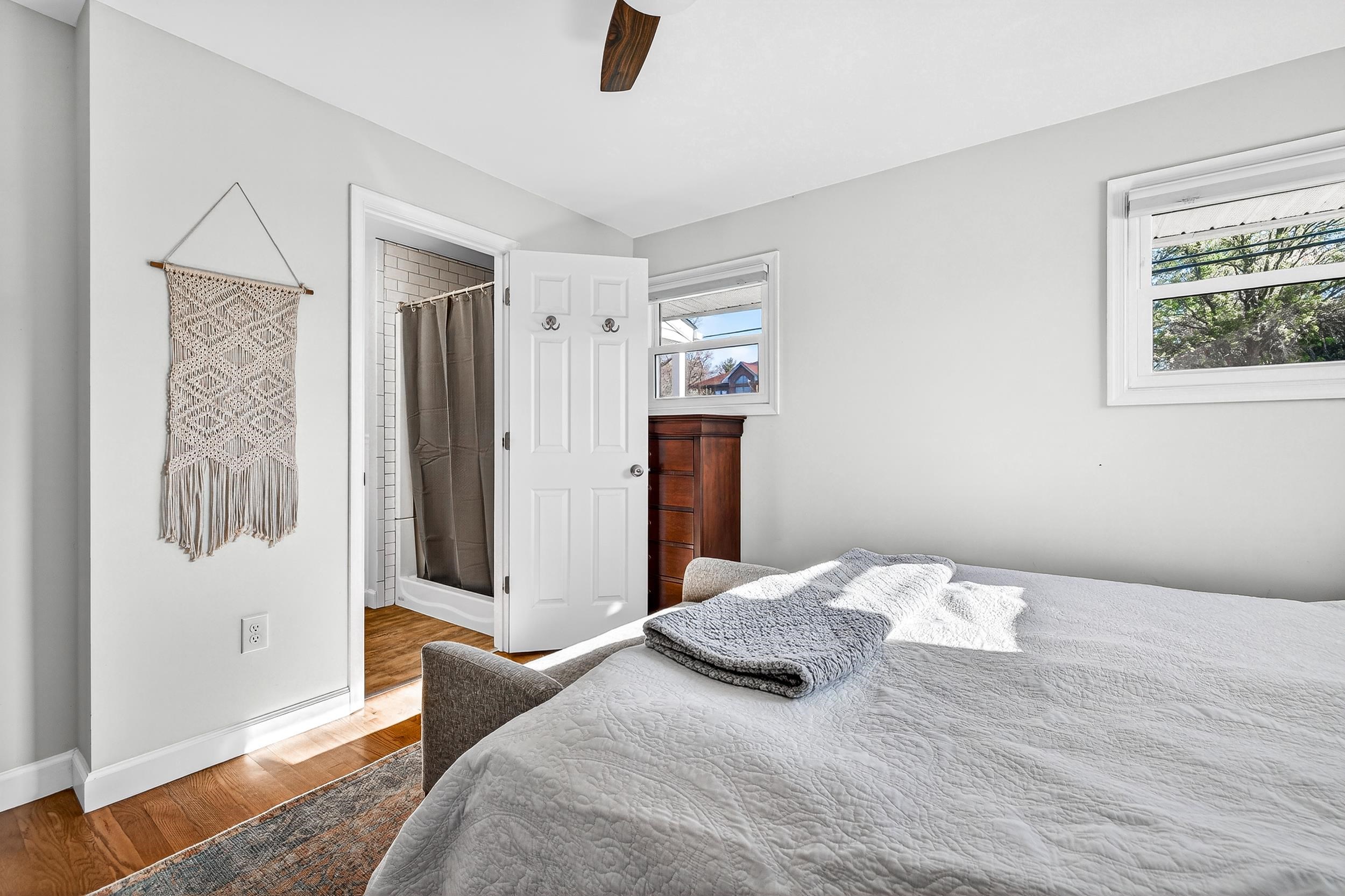 110 OAKWOOD DR, BRIDGEWATER, Virginia 22812, 3 Bedrooms Bedrooms, ,2 BathroomsBathrooms,Residential,110 OAKWOOD DR,675806 MLS # 675806