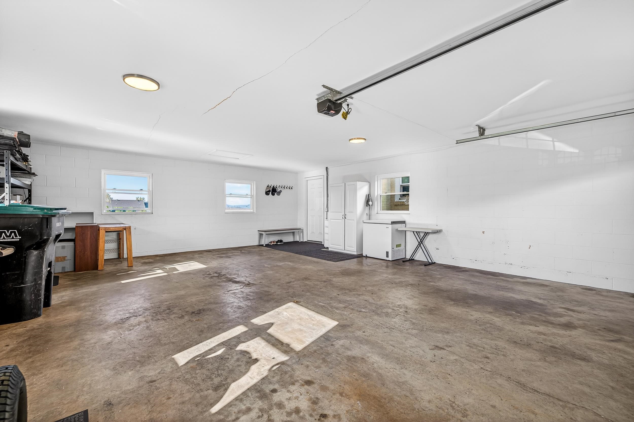 110 OAKWOOD DR, BRIDGEWATER, Virginia 22812, 3 Bedrooms Bedrooms, ,2 BathroomsBathrooms,Residential,110 OAKWOOD DR,675806 MLS # 675806