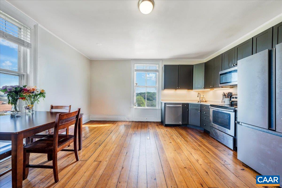 1408 CHURCH ST, LYNCHBURG, Virginia 24504, 5 Bedrooms Bedrooms, ,2 BathroomsBathrooms,Residential,1408 CHURCH ST,675808 MLS # 675808