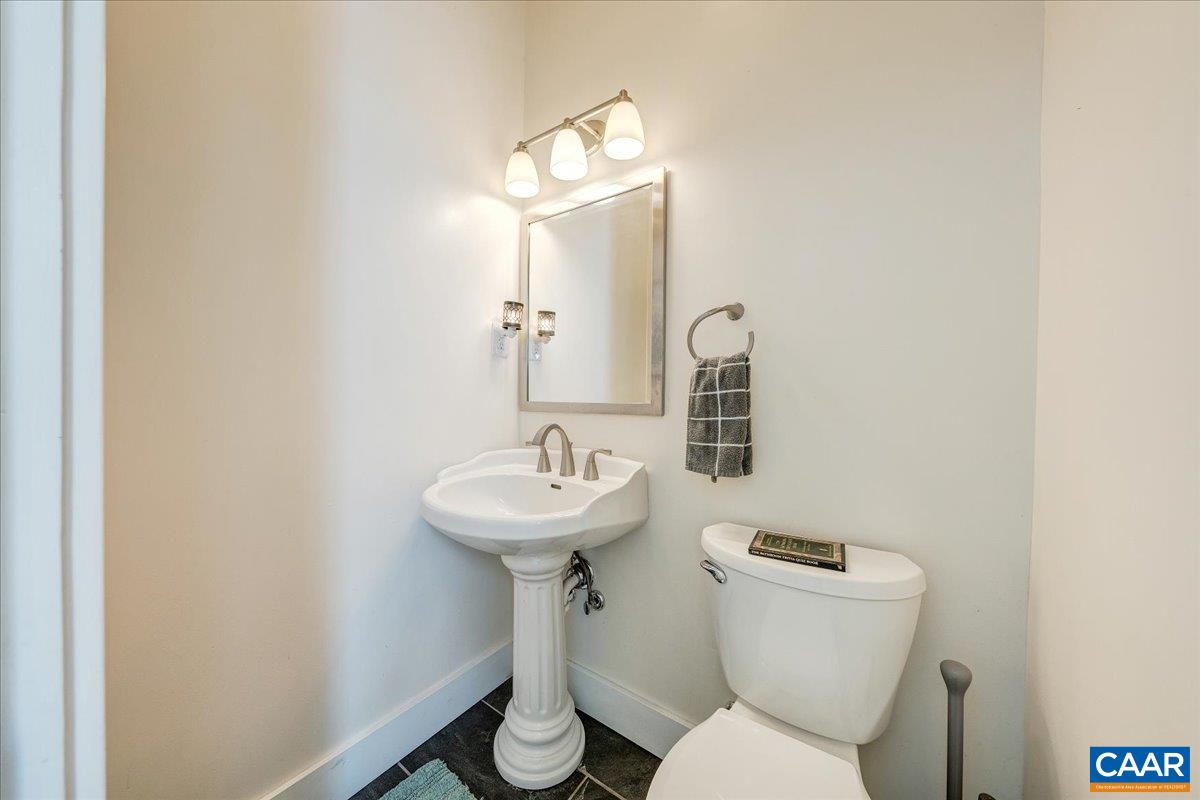 1408 CHURCH ST, LYNCHBURG, Virginia 24504, 5 Bedrooms Bedrooms, ,2 BathroomsBathrooms,Residential,1408 CHURCH ST,675808 MLS # 675808