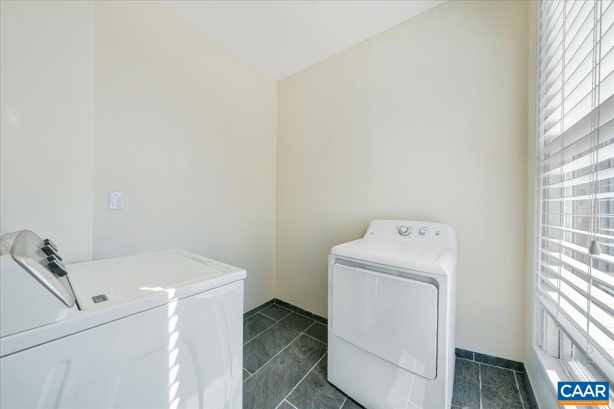 1408 CHURCH ST, LYNCHBURG, Virginia 24504, 5 Bedrooms Bedrooms, ,2 BathroomsBathrooms,Residential,1408 CHURCH ST,675808 MLS # 675808