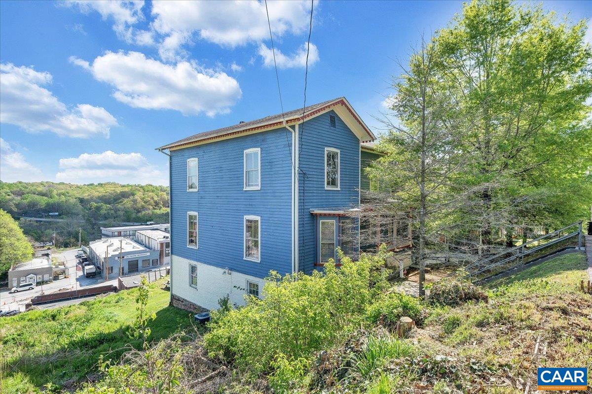 1408 CHURCH ST, LYNCHBURG, Virginia 24504, 5 Bedrooms Bedrooms, ,2 BathroomsBathrooms,Residential,1408 CHURCH ST,675808 MLS # 675808