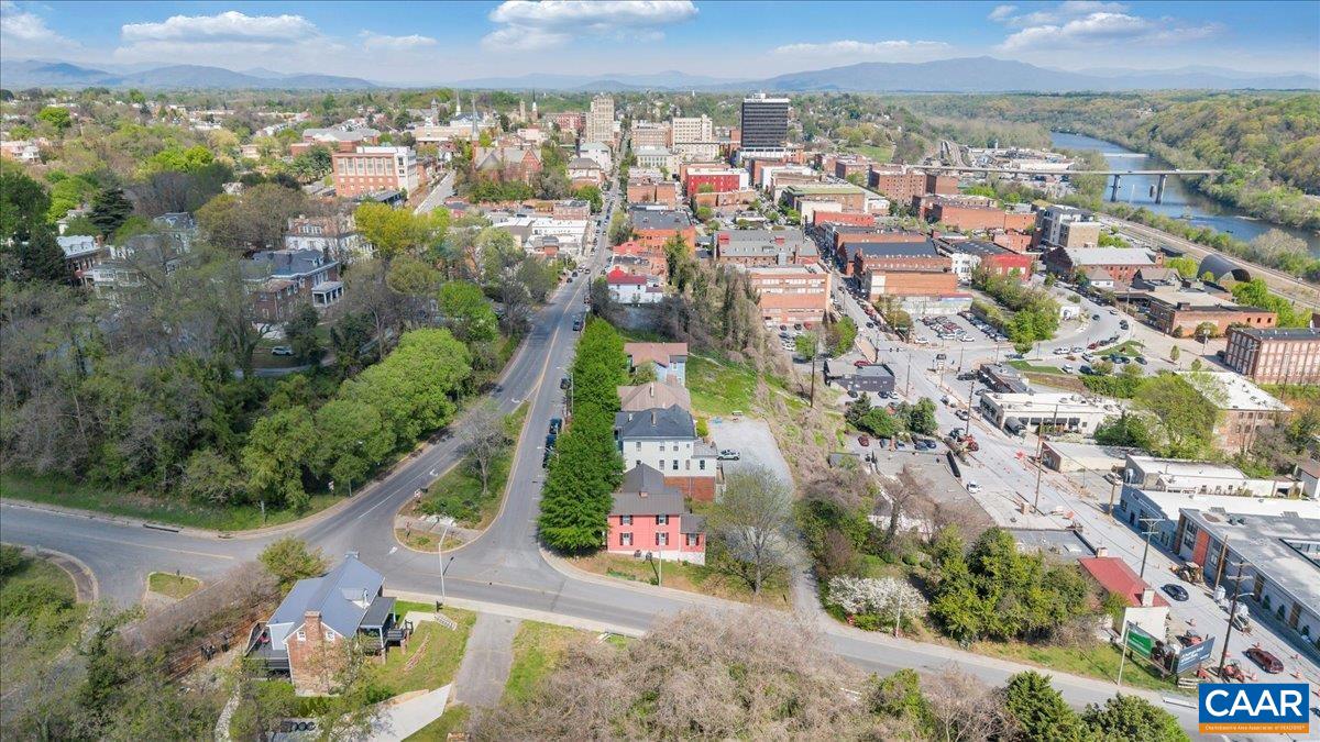 1408 CHURCH ST, LYNCHBURG, Virginia 24504, 5 Bedrooms Bedrooms, ,2 BathroomsBathrooms,Residential,1408 CHURCH ST,675808 MLS # 675808