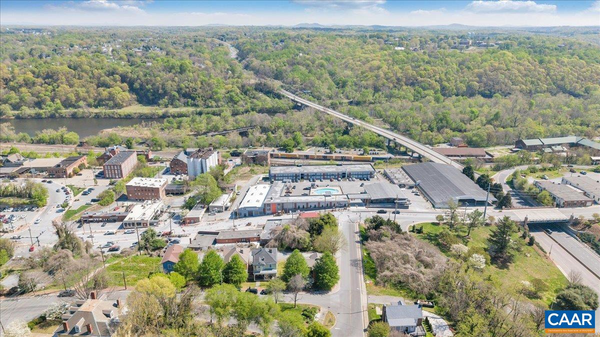 1408 CHURCH ST, LYNCHBURG, Virginia 24504, 5 Bedrooms Bedrooms, ,2 BathroomsBathrooms,Residential,1408 CHURCH ST,675808 MLS # 675808