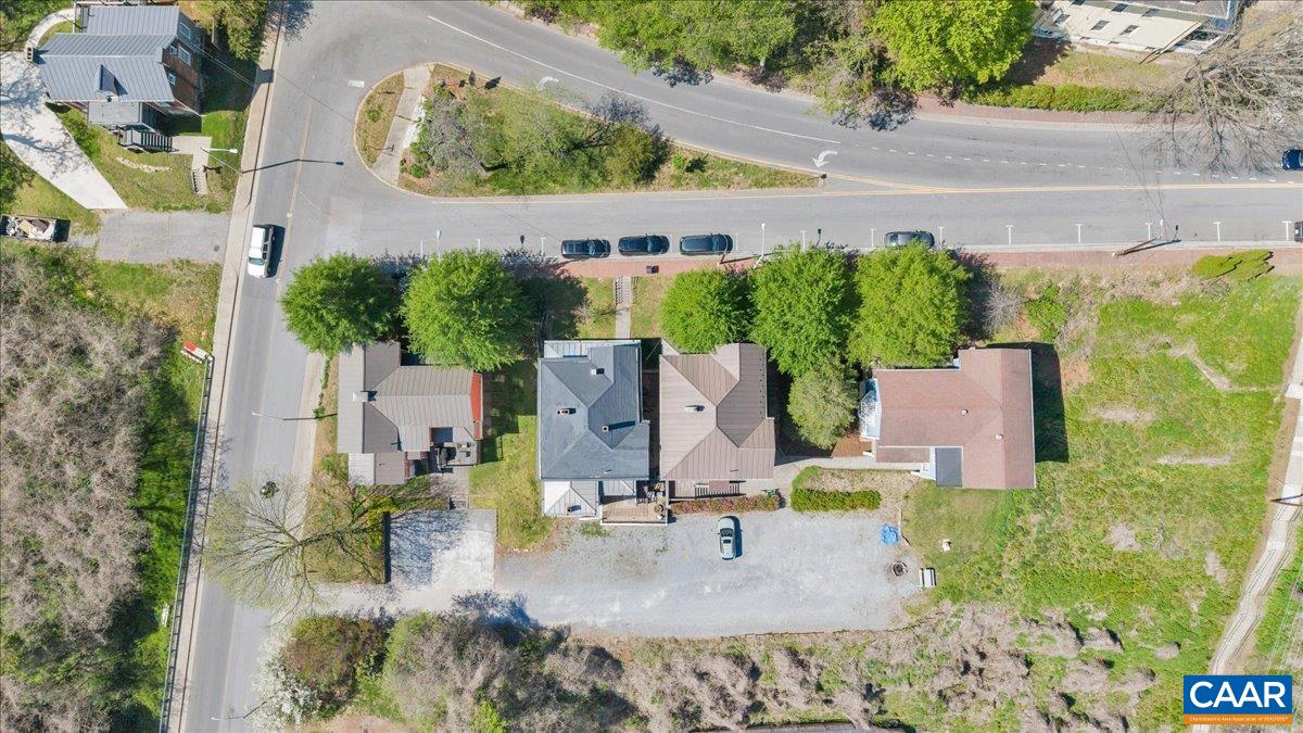 1408 CHURCH ST, LYNCHBURG, Virginia 24504, 5 Bedrooms Bedrooms, ,2 BathroomsBathrooms,Residential,1408 CHURCH ST,675808 MLS # 675808