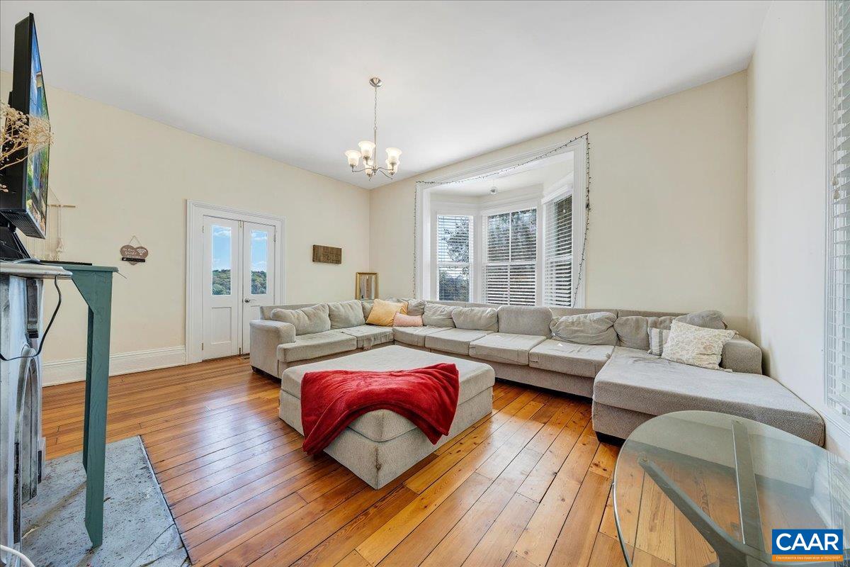 1408 CHURCH ST, LYNCHBURG, Virginia 24504, 5 Bedrooms Bedrooms, ,2 BathroomsBathrooms,Residential,1408 CHURCH ST,675808 MLS # 675808