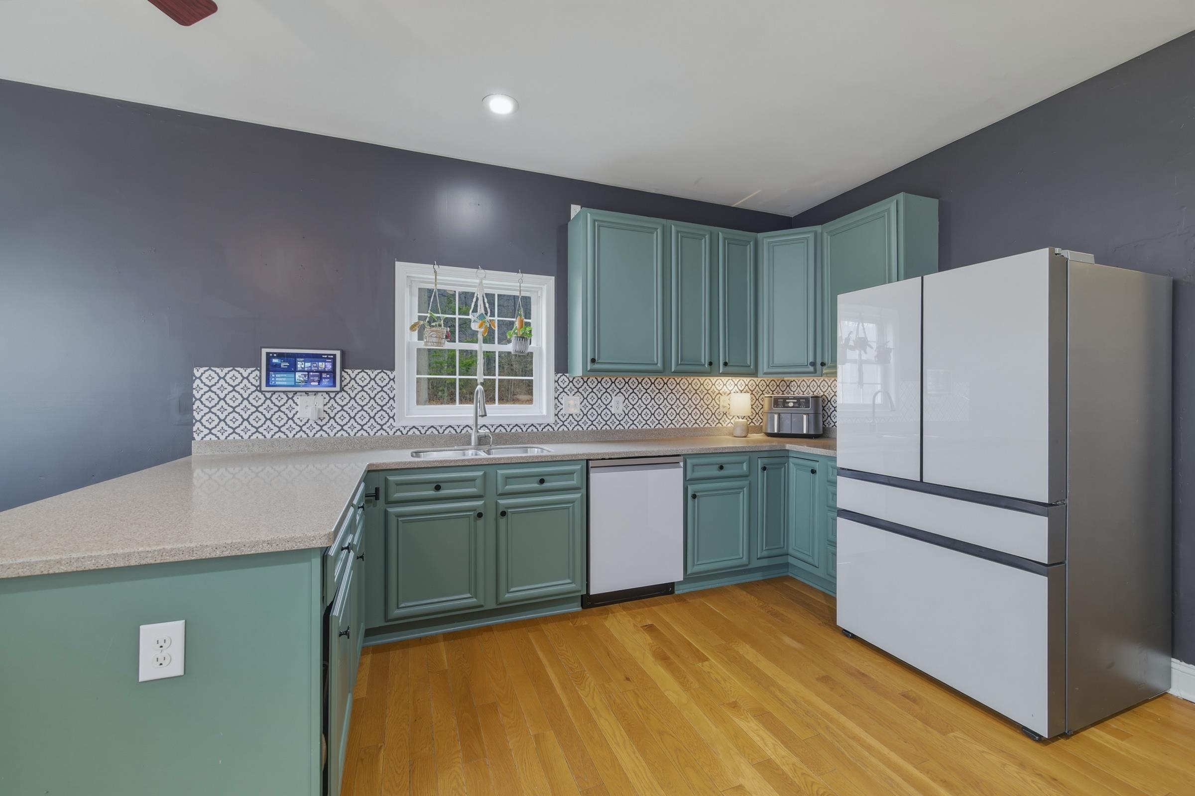 257 HUNTER RD, MAURERTOWN, Virginia 22644, 4 Bedrooms Bedrooms, ,2 BathroomsBathrooms,Residential,257 HUNTER RD,675810 MLS # 675810