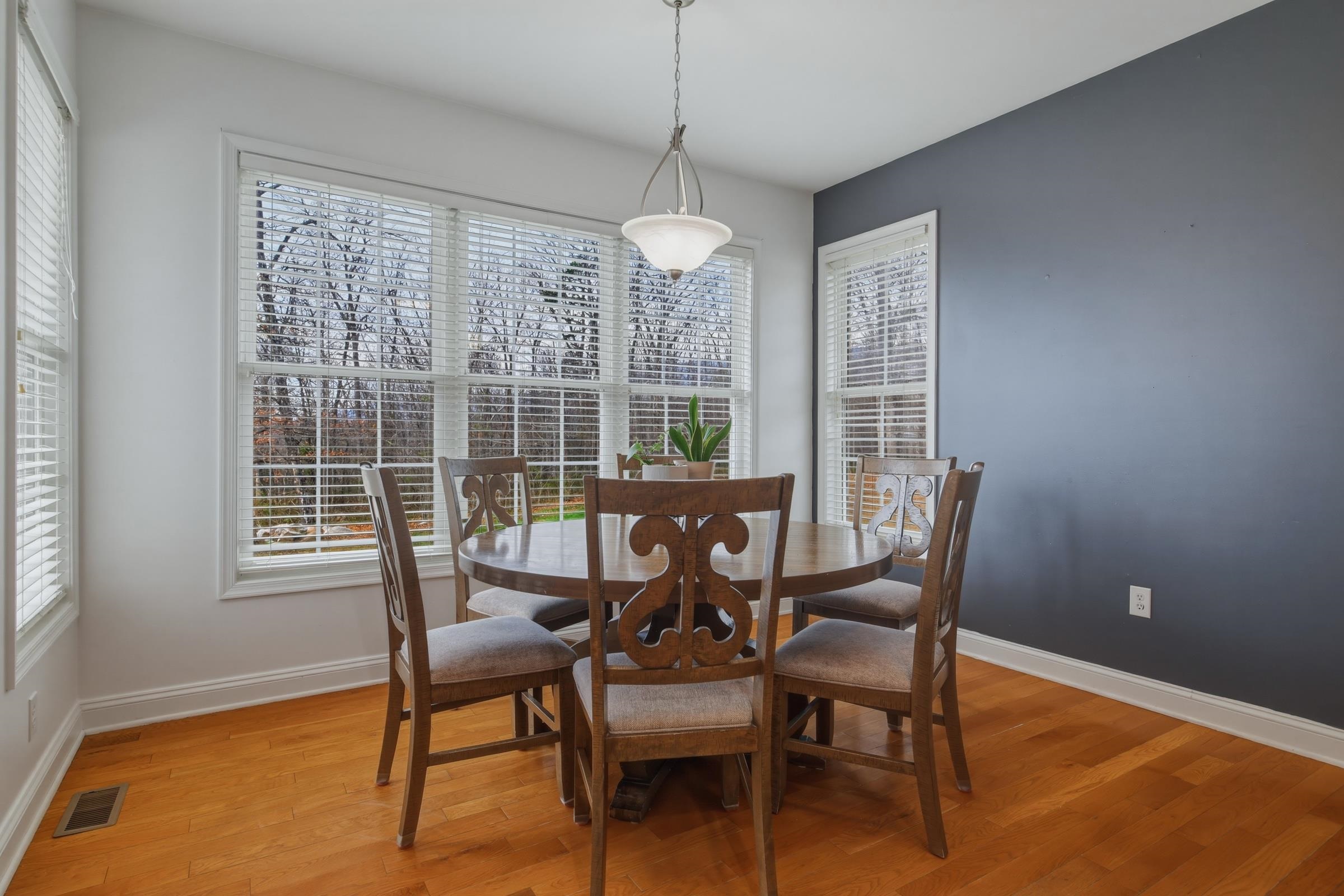 257 HUNTER RD, MAURERTOWN, Virginia 22644, 4 Bedrooms Bedrooms, ,2 BathroomsBathrooms,Residential,257 HUNTER RD,675810 MLS # 675810